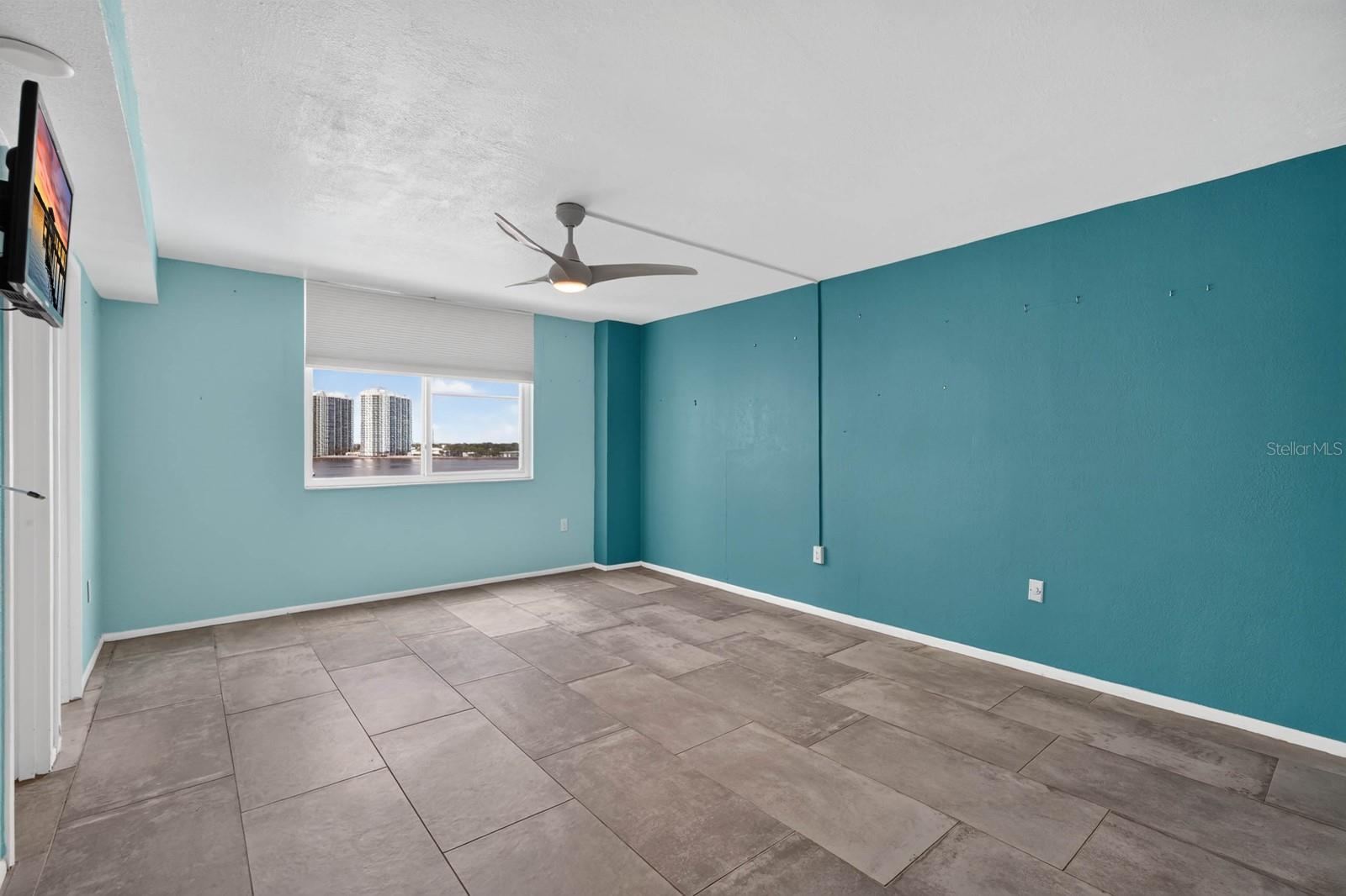 BAYSHORE BATH & TENNIS CLUB CONDO - Residential