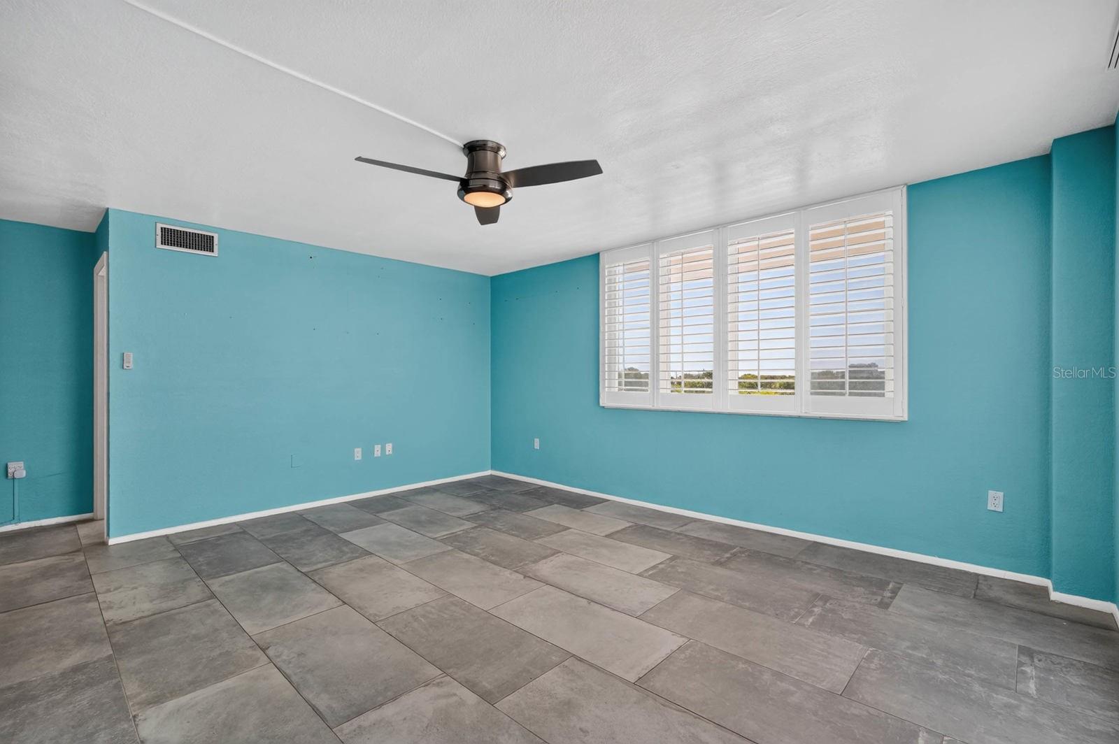 BAYSHORE BATH & TENNIS CLUB CONDO - Residential