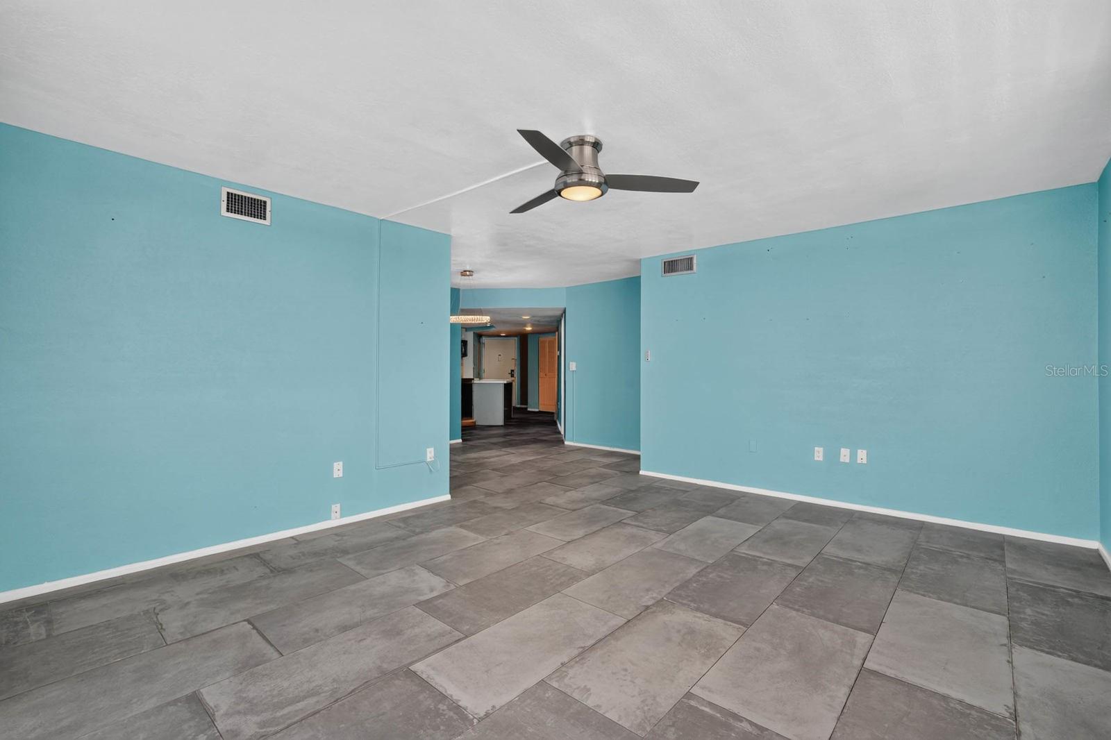 BAYSHORE BATH & TENNIS CLUB CONDO - Residential