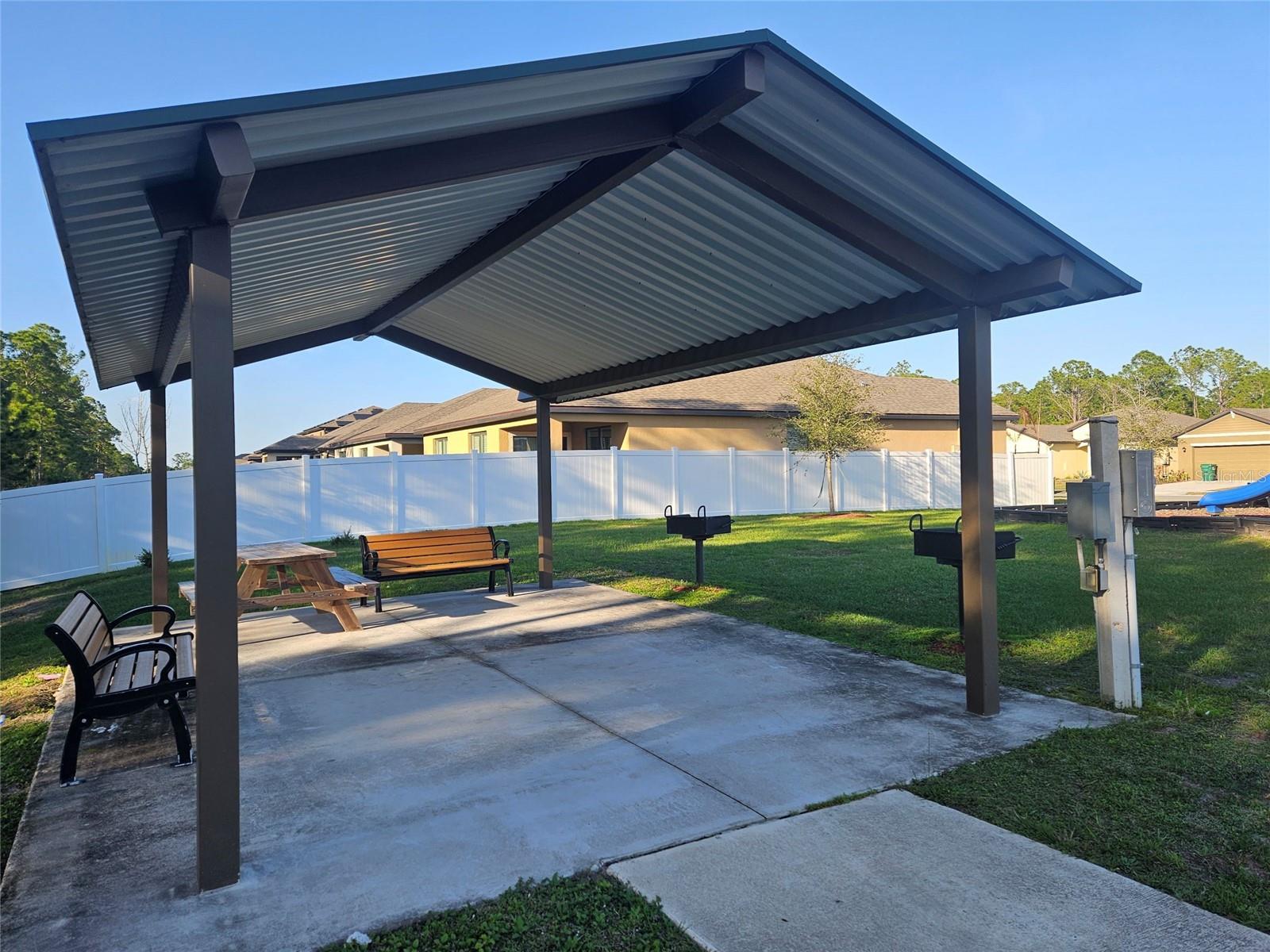 ADAMSON CRK PH ONE-C - Residential