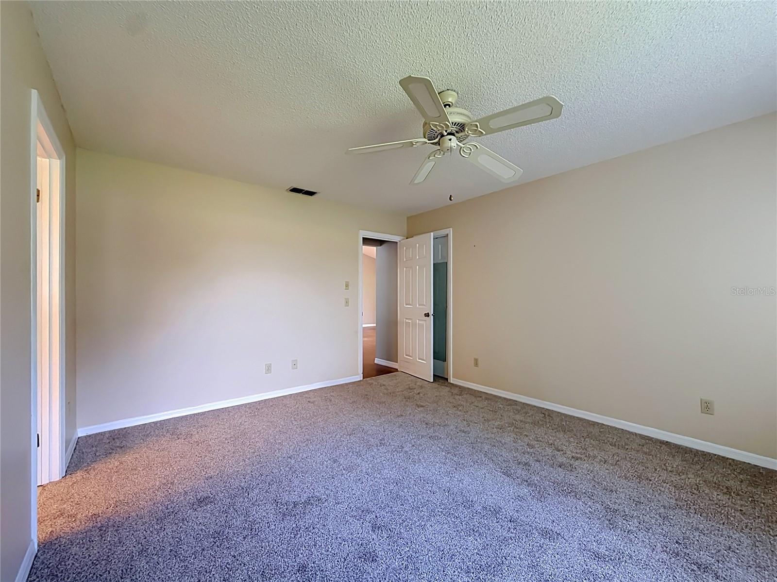 INVERNESS GOLF & COUNTRY CLUB ESTATES - Residential
