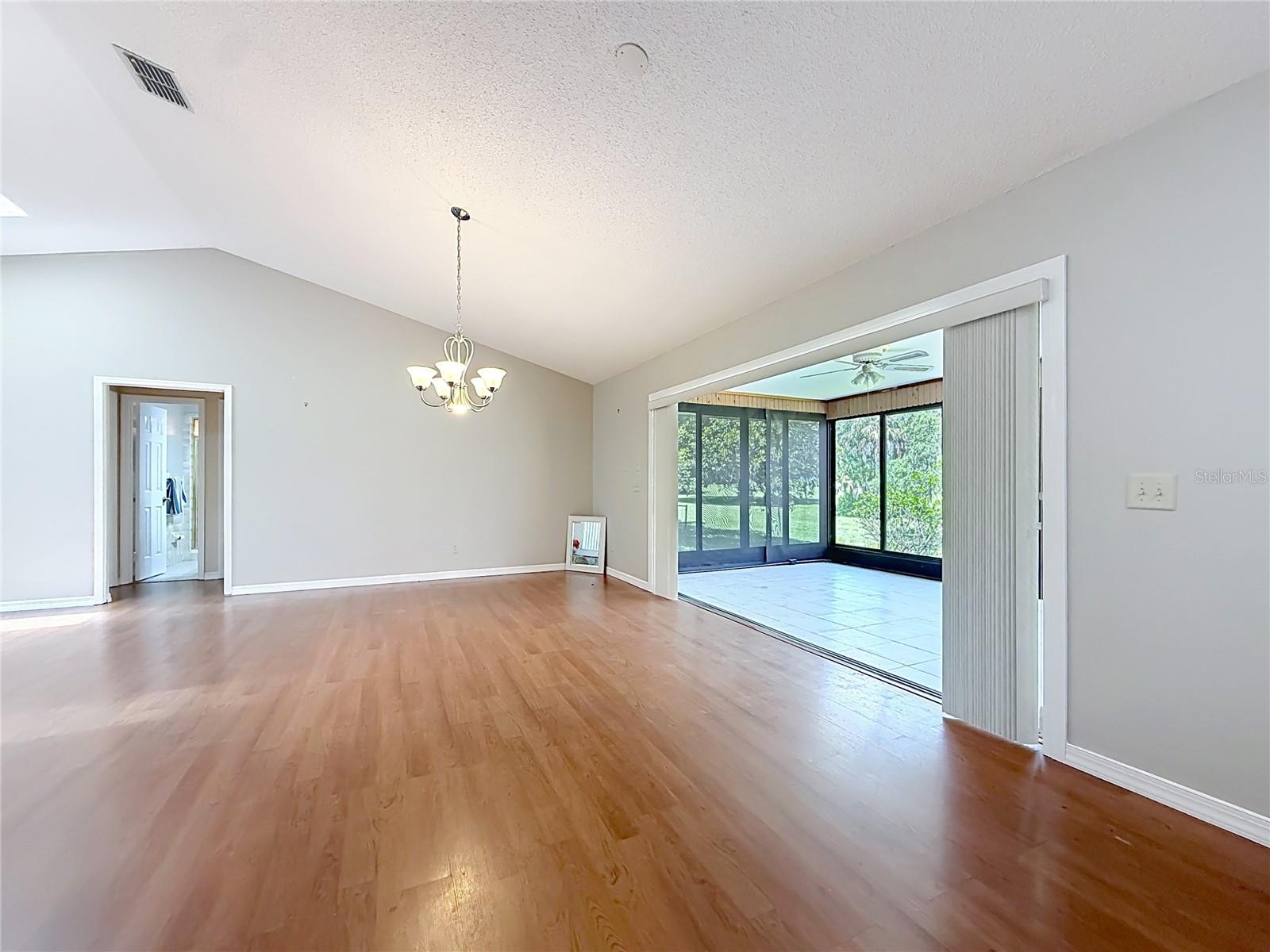INVERNESS GOLF & COUNTRY CLUB ESTATES - Residential