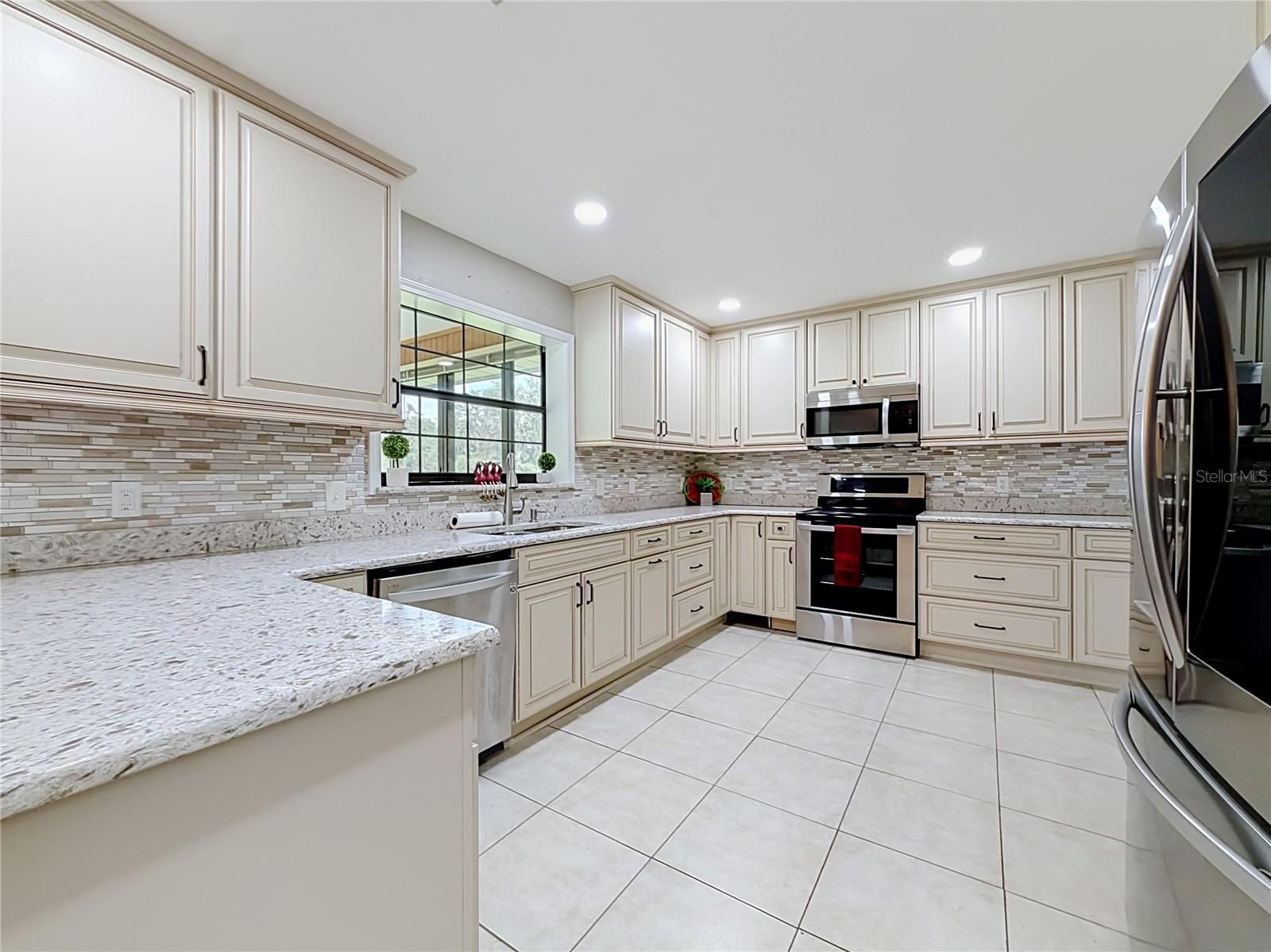 INVERNESS GOLF & COUNTRY CLUB ESTATES - Residential