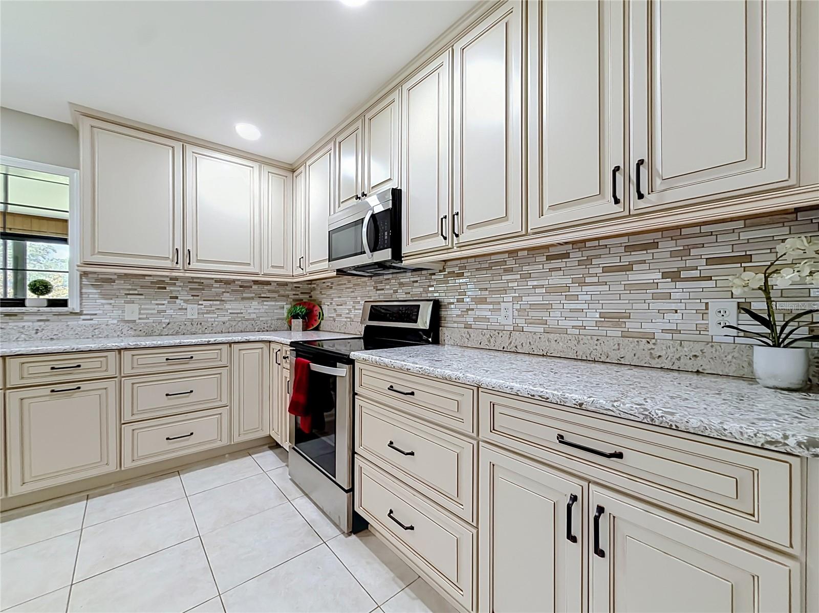 INVERNESS GOLF & COUNTRY CLUB ESTATES - Residential