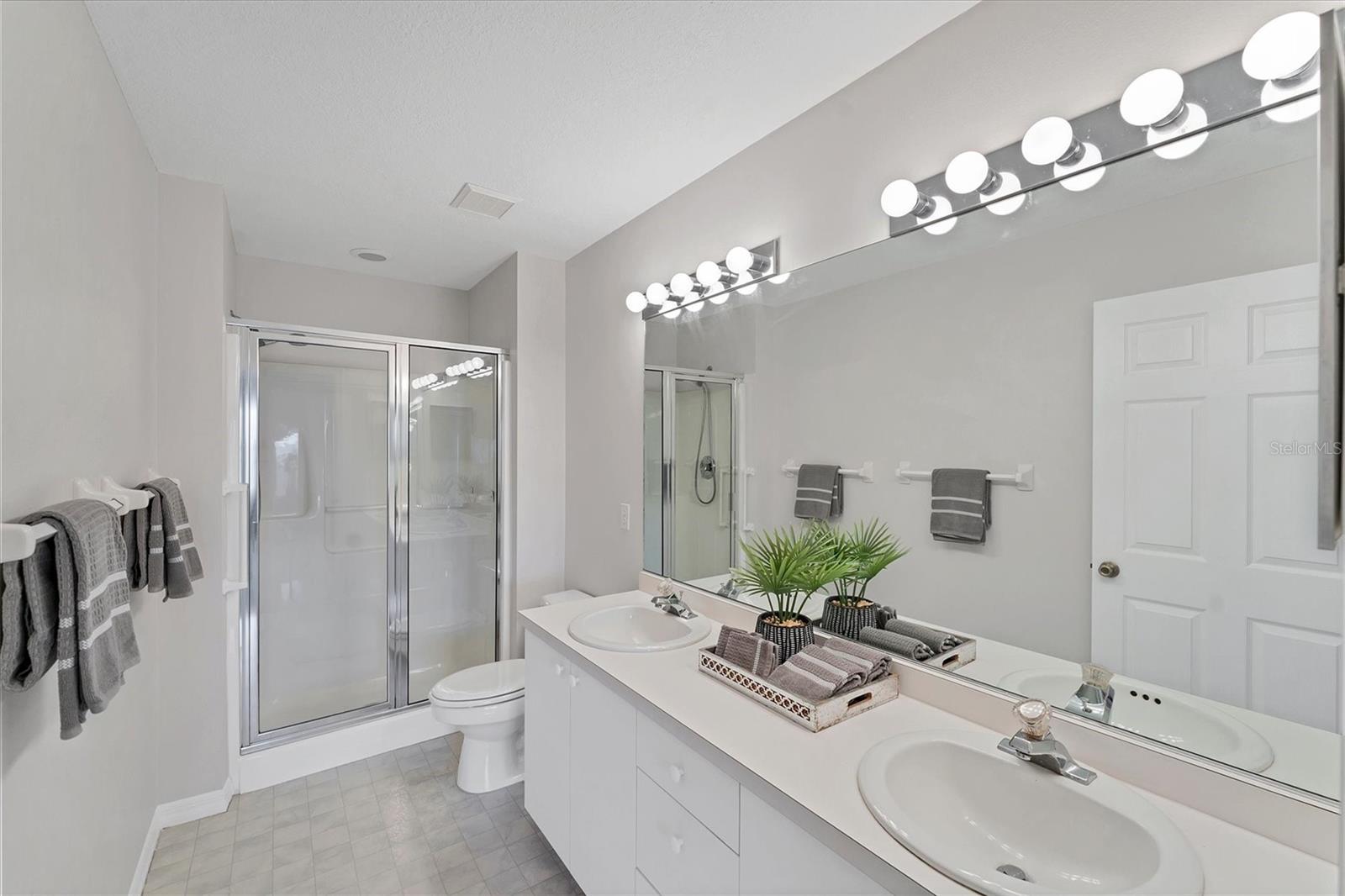 BAY ESTATES NORTH - Residential