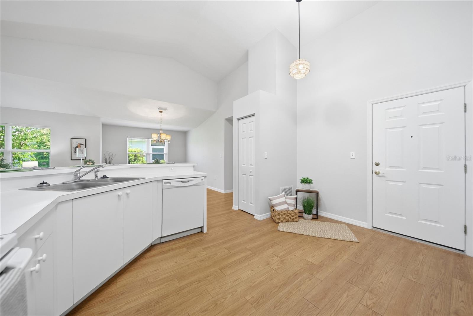 BAY ESTATES NORTH - Residential