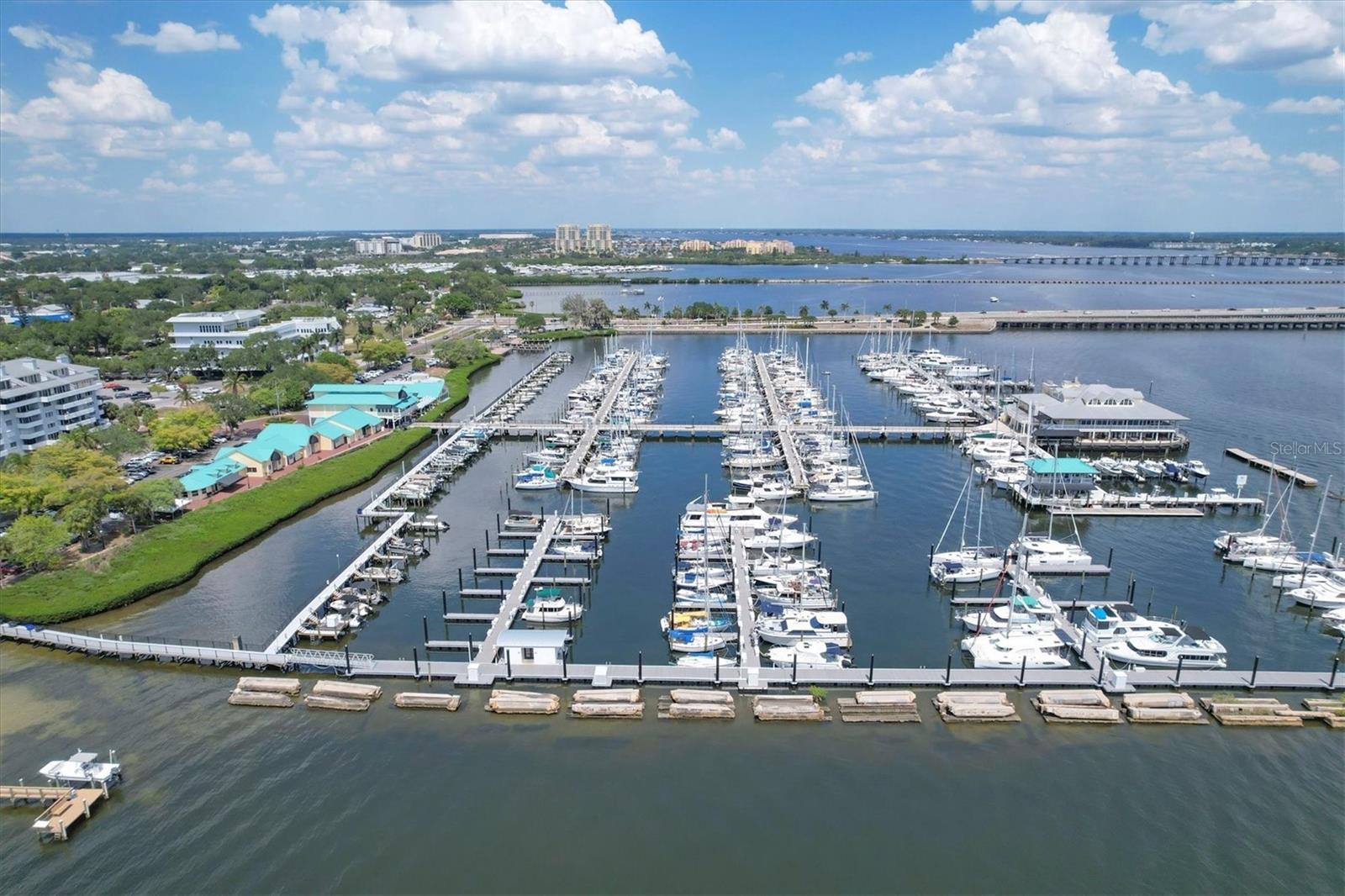 BAY ESTATES NORTH - Residential