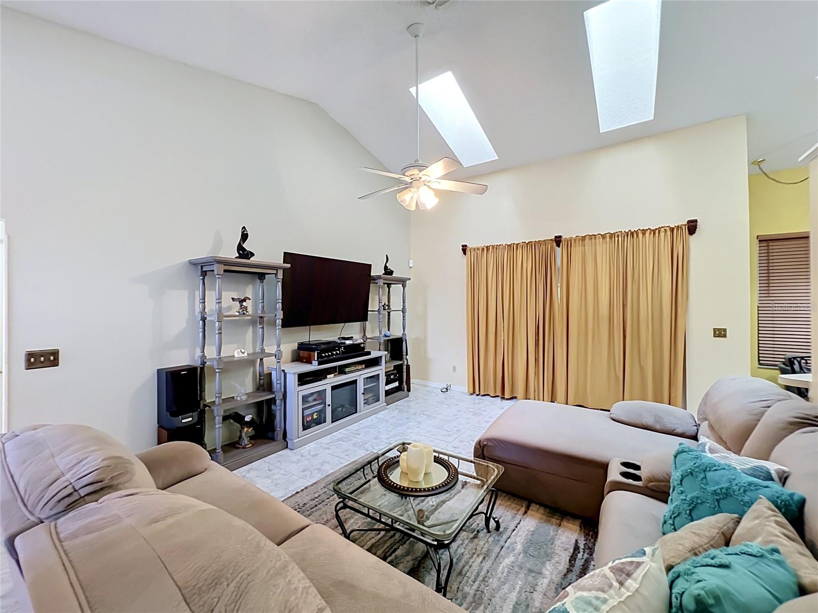 QUAIL RIDGE PH 02 - Residential