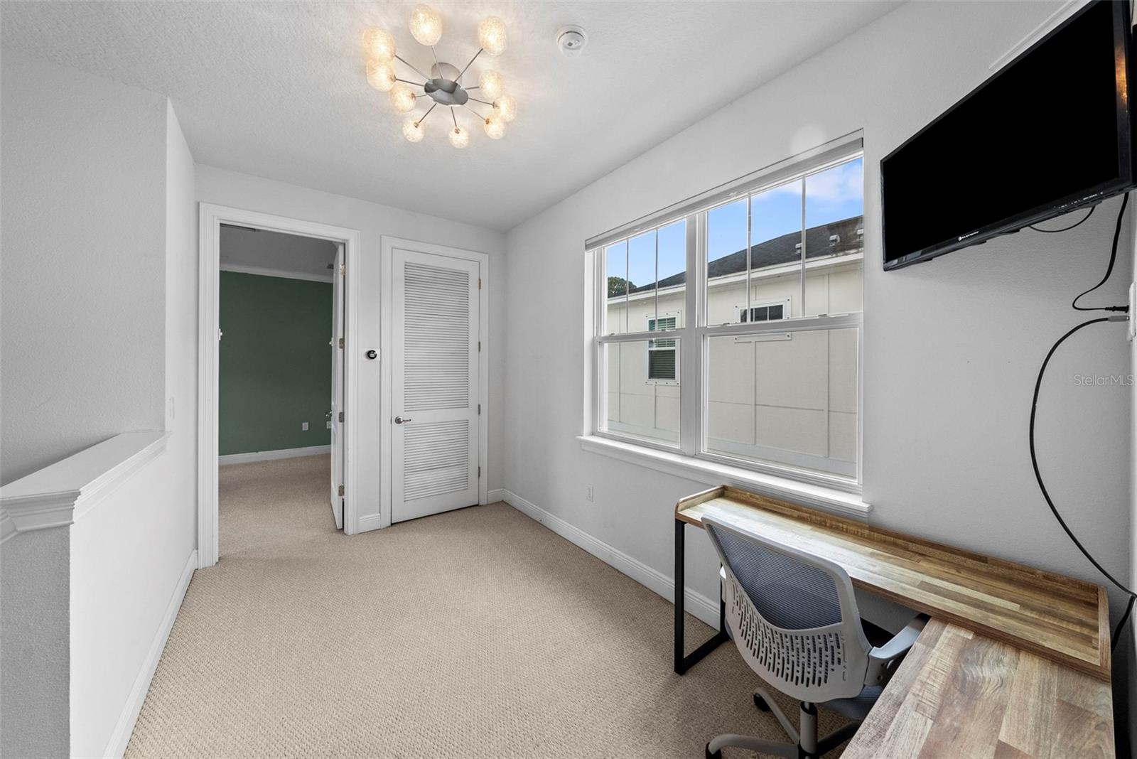 TIVERTON - Residential