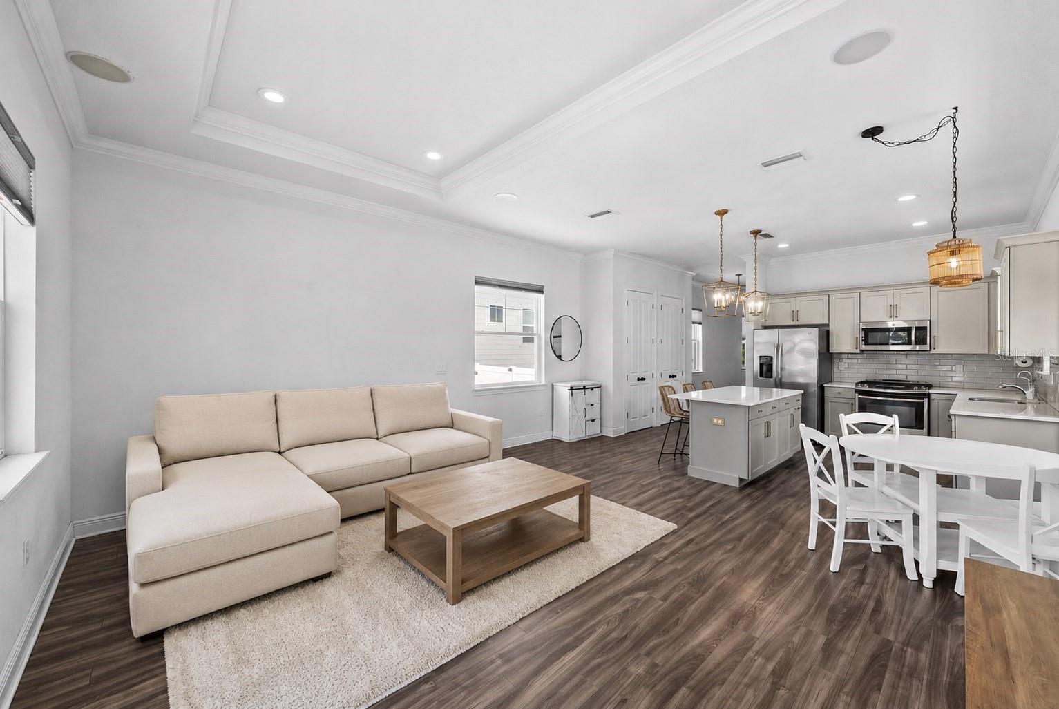 TIVERTON - Residential
