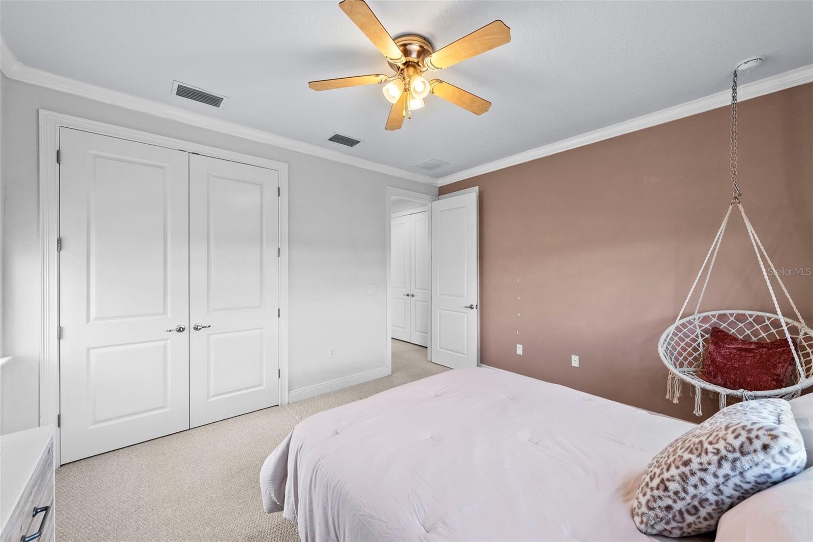 TIVERTON - Residential