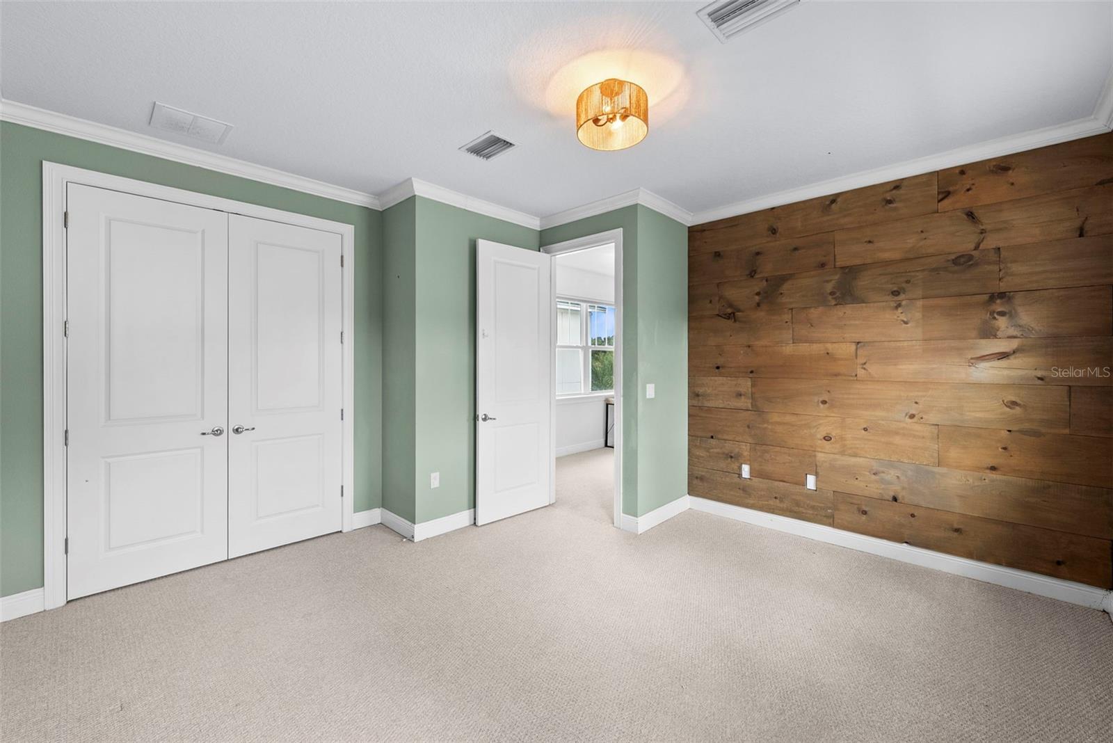 TIVERTON - Residential