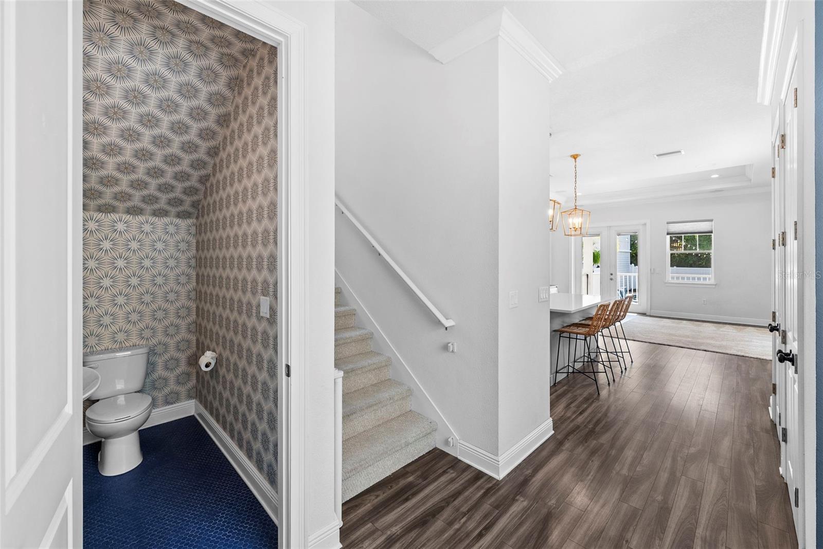 TIVERTON - Residential