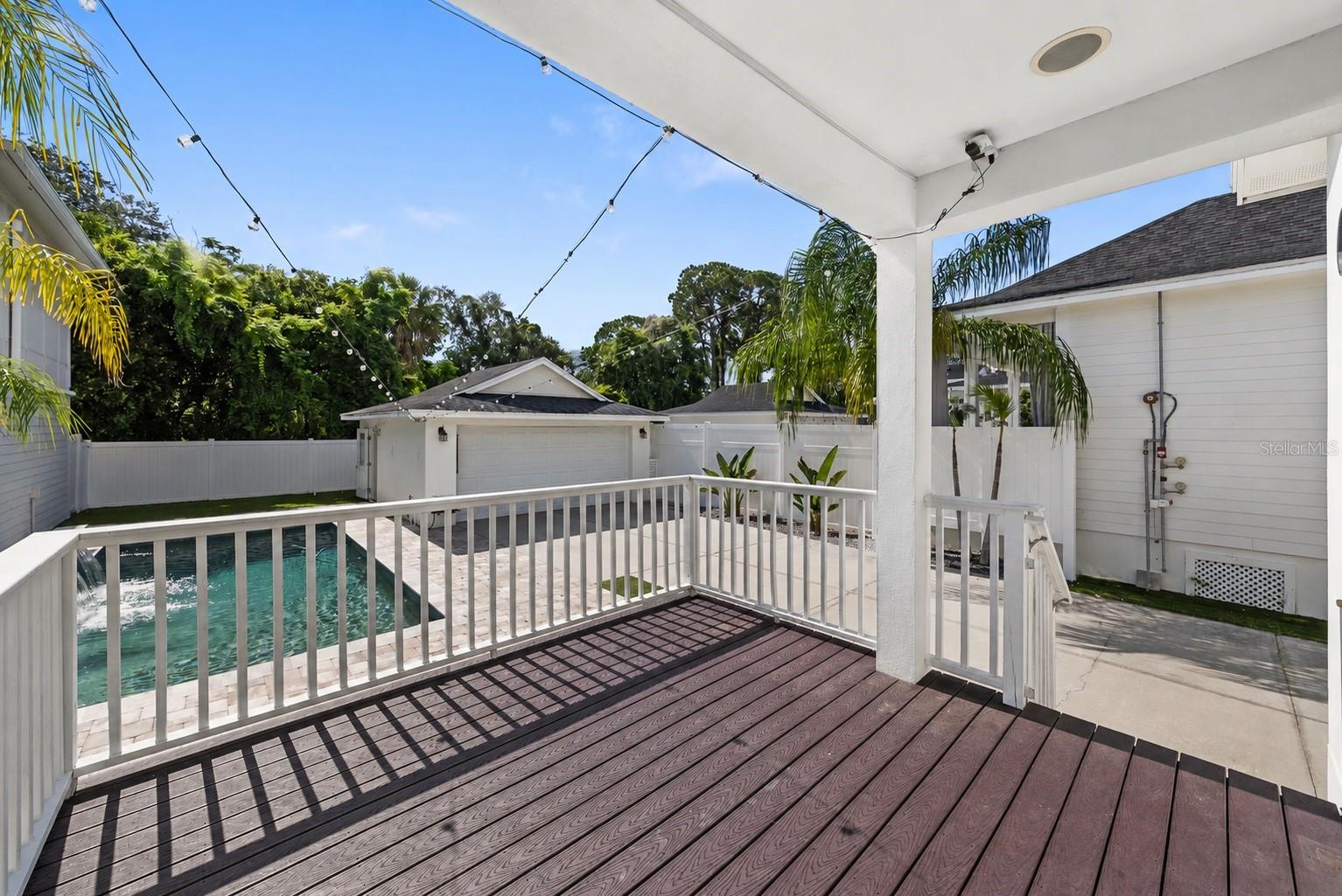 TIVERTON - Residential