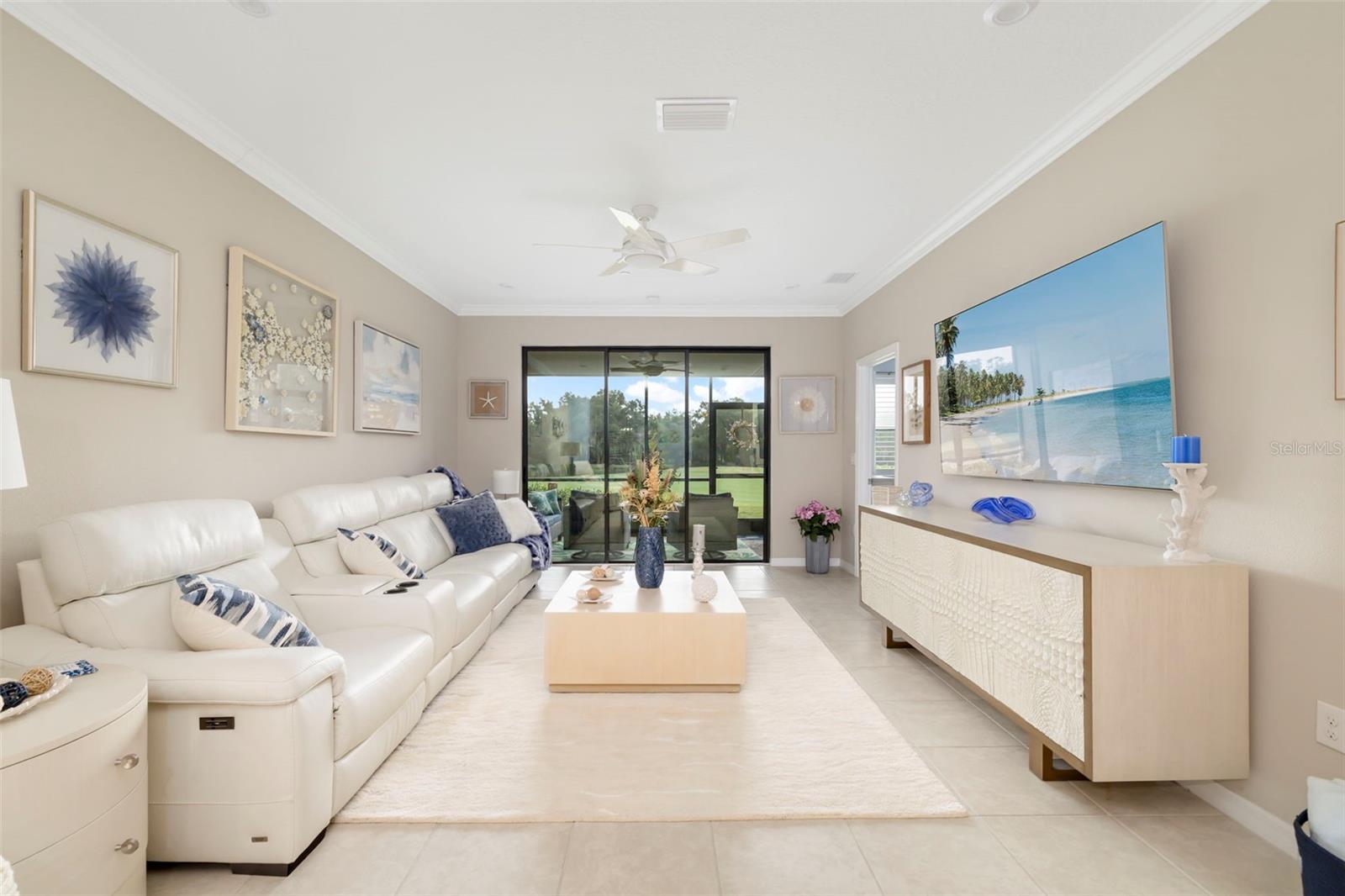 BACCIANO IV AT ESPLANADE LWR PH 30 - Residential