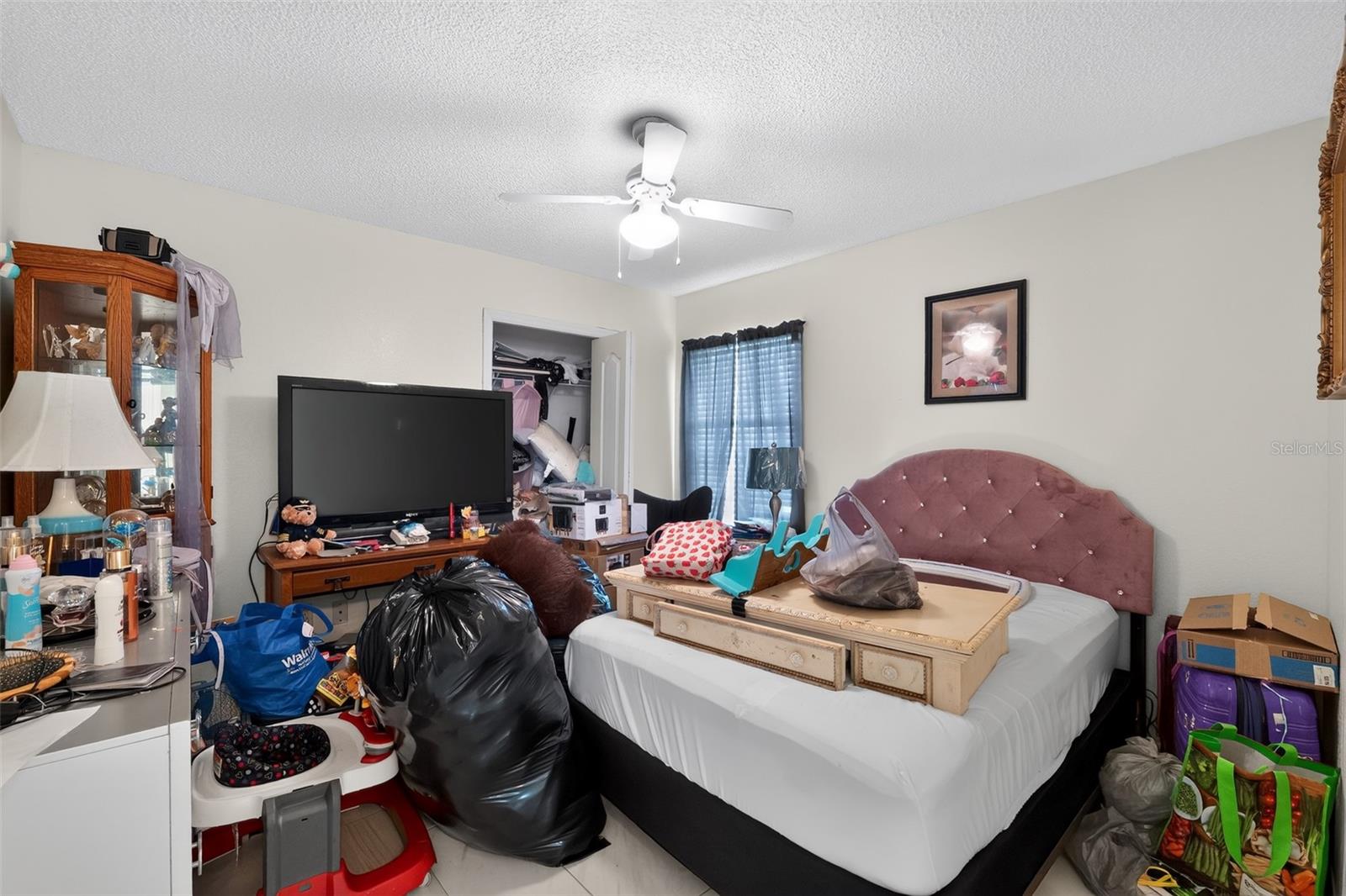 DINNER LAKE SHORES PH 01 - Residential