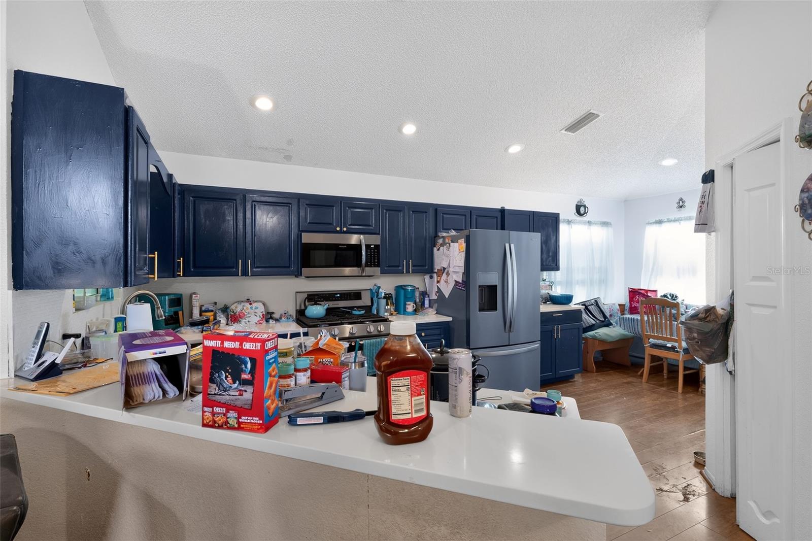 DINNER LAKE SHORES PH 01 - Residential