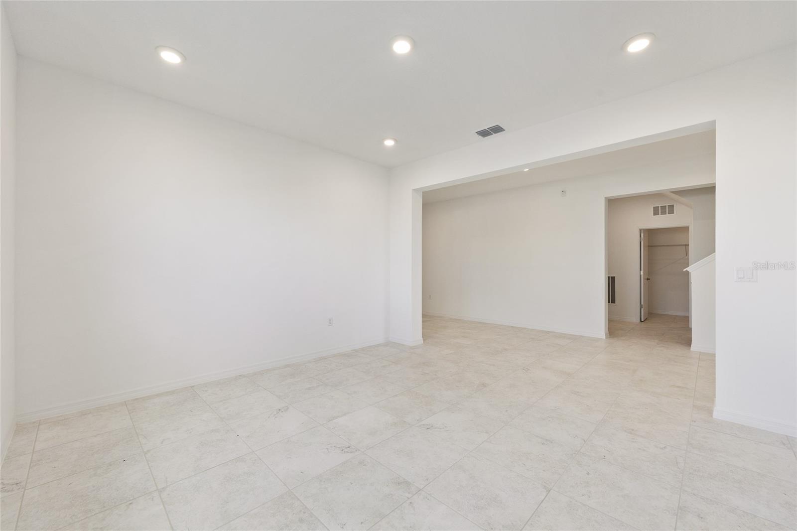 CALESA TOWNSHIP - Residential