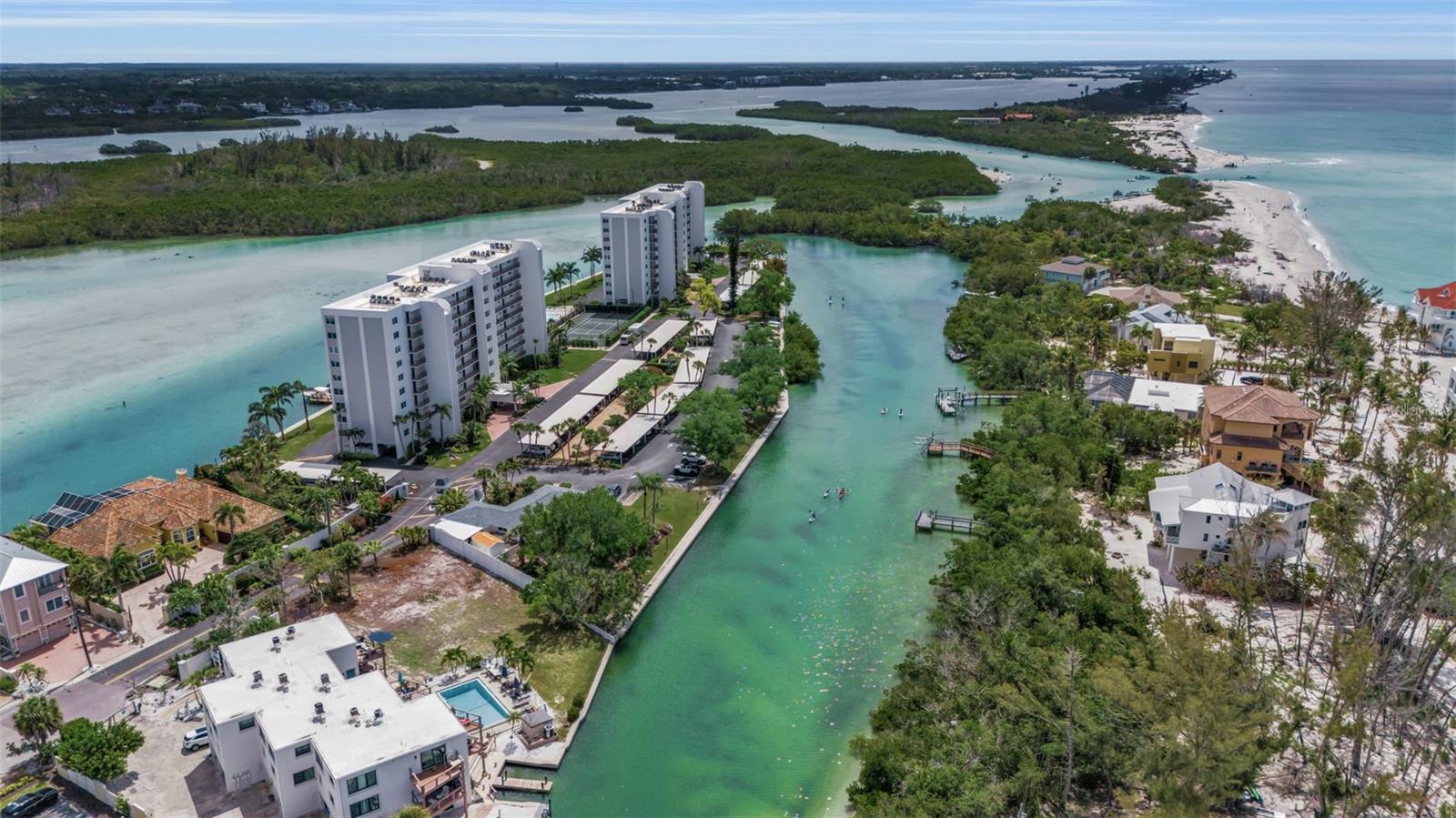 SIESTA KEY - Land