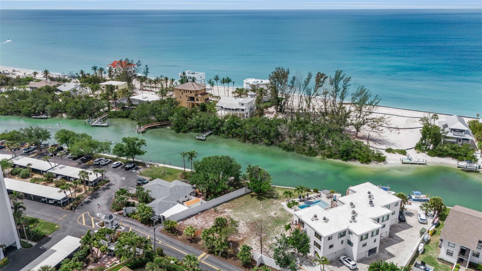 SIESTA KEY - Land