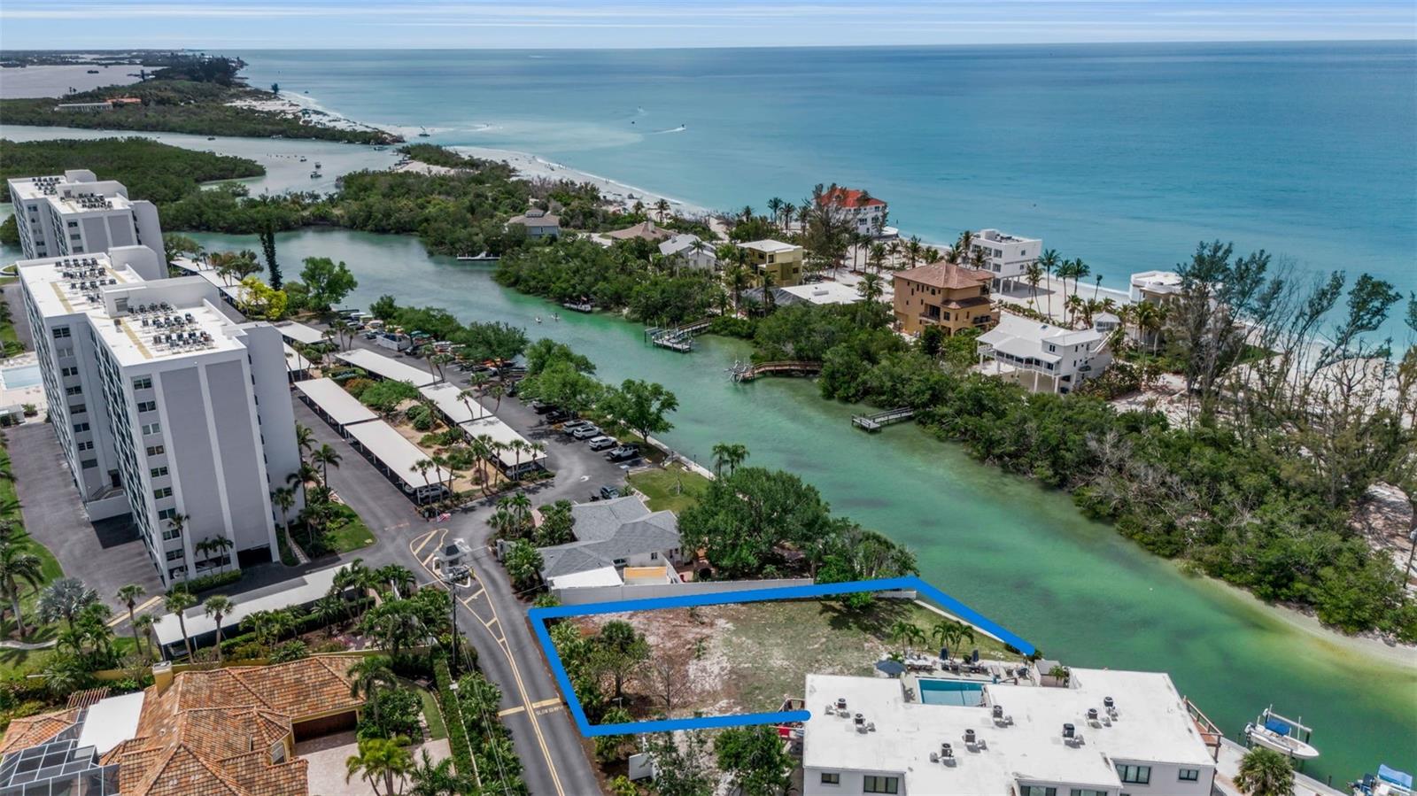 SIESTA KEY - Land