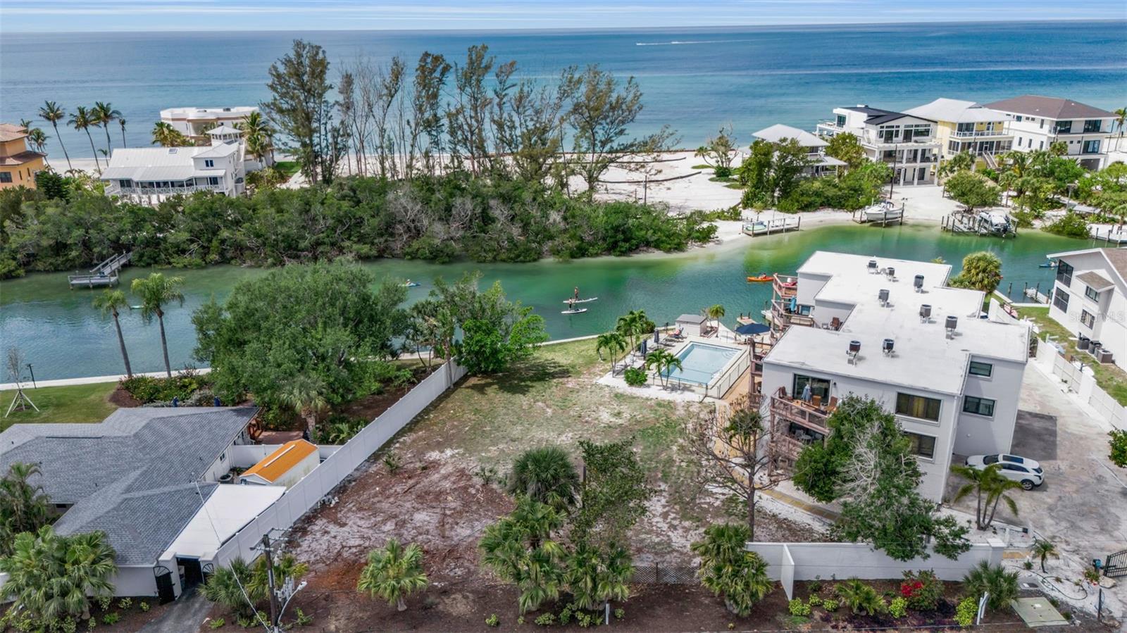 SIESTA KEY - Land