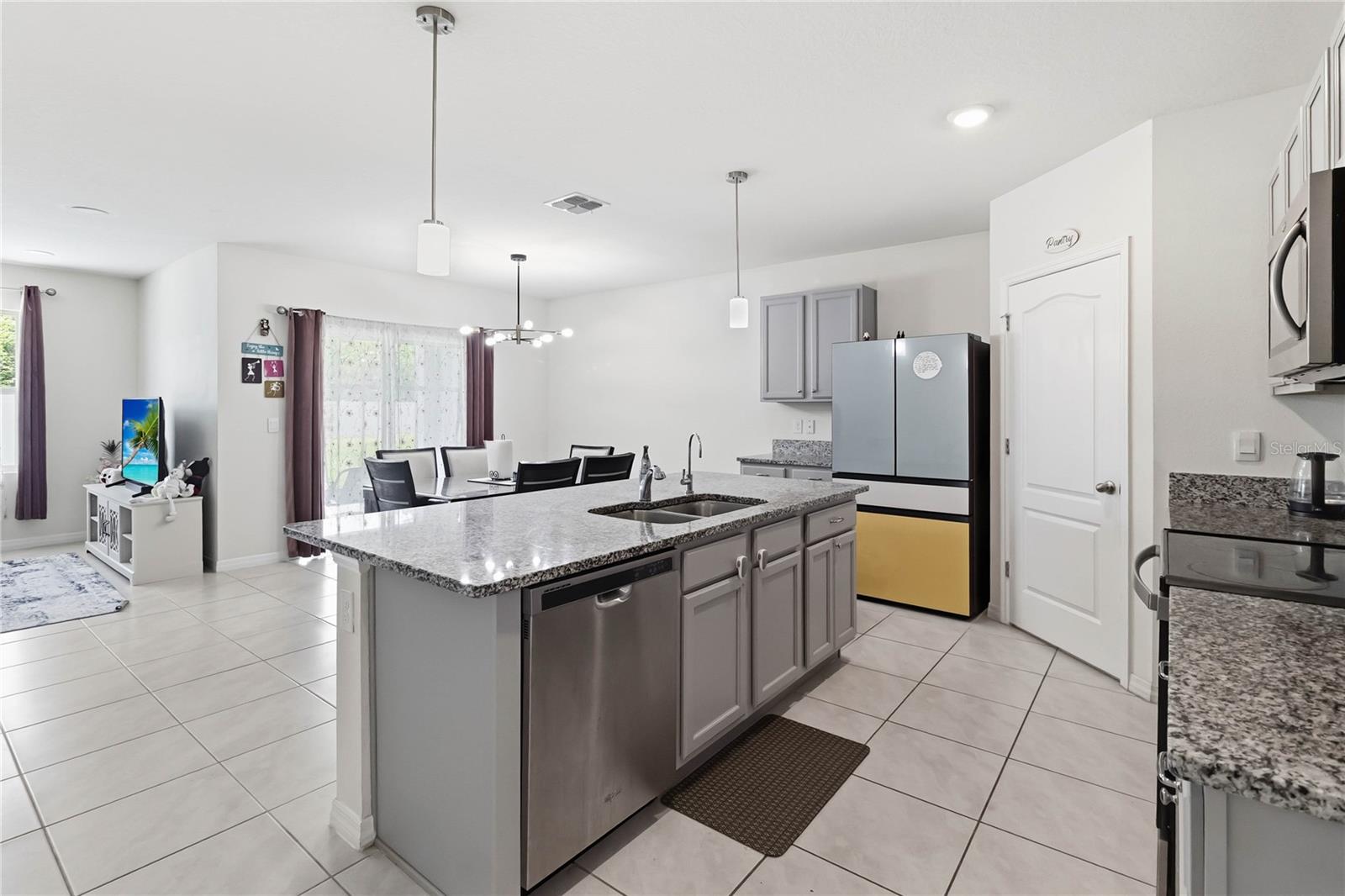 EASTGROVE - Residential