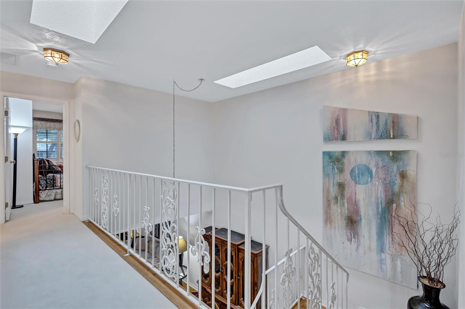 LAUREL OAKS AT COUNTRY WOODS CONDO - Residential