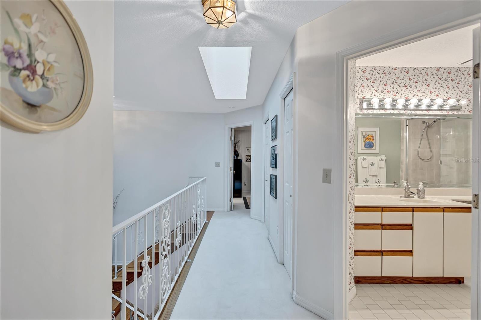 LAUREL OAKS AT COUNTRY WOODS CONDO - Residential