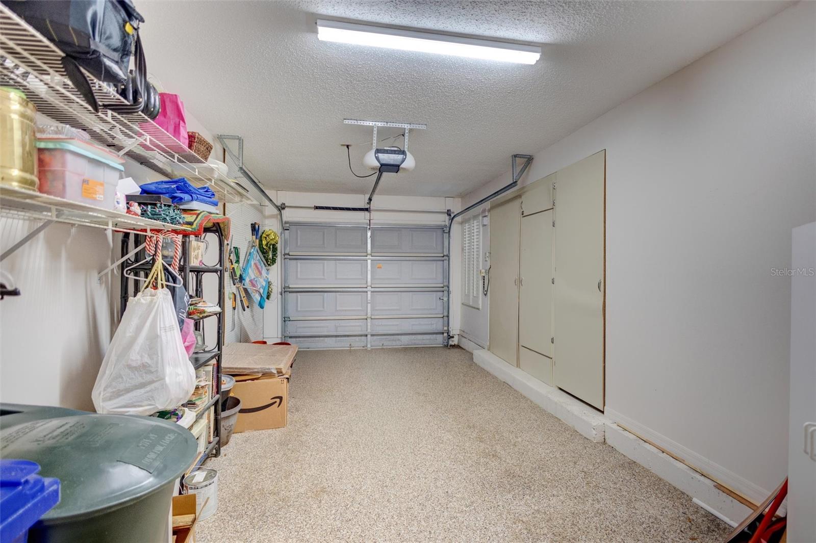 LAUREL OAKS AT COUNTRY WOODS CONDO - Residential