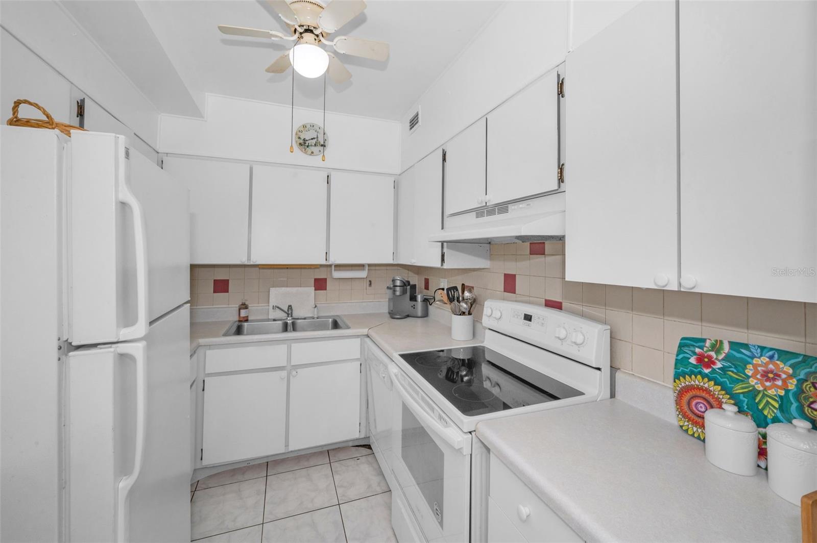 HORIZON HOUSE CO-OP - Residential