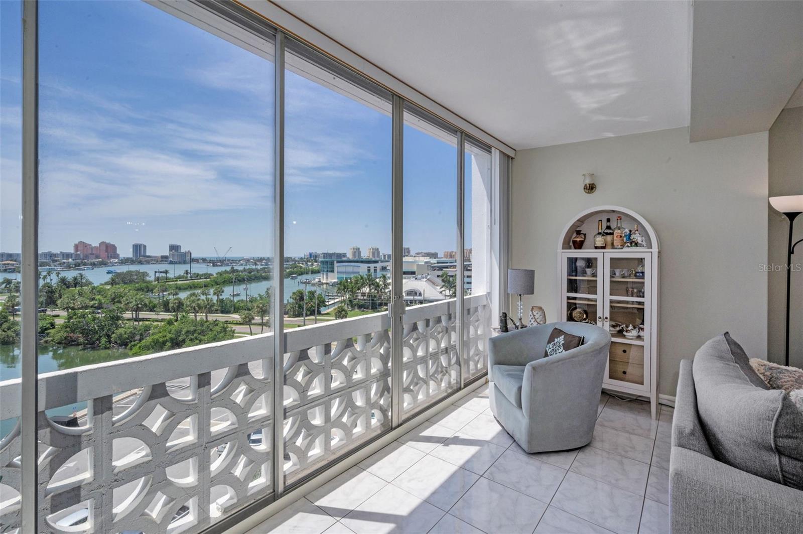 HORIZON HOUSE CO-OP - Residential