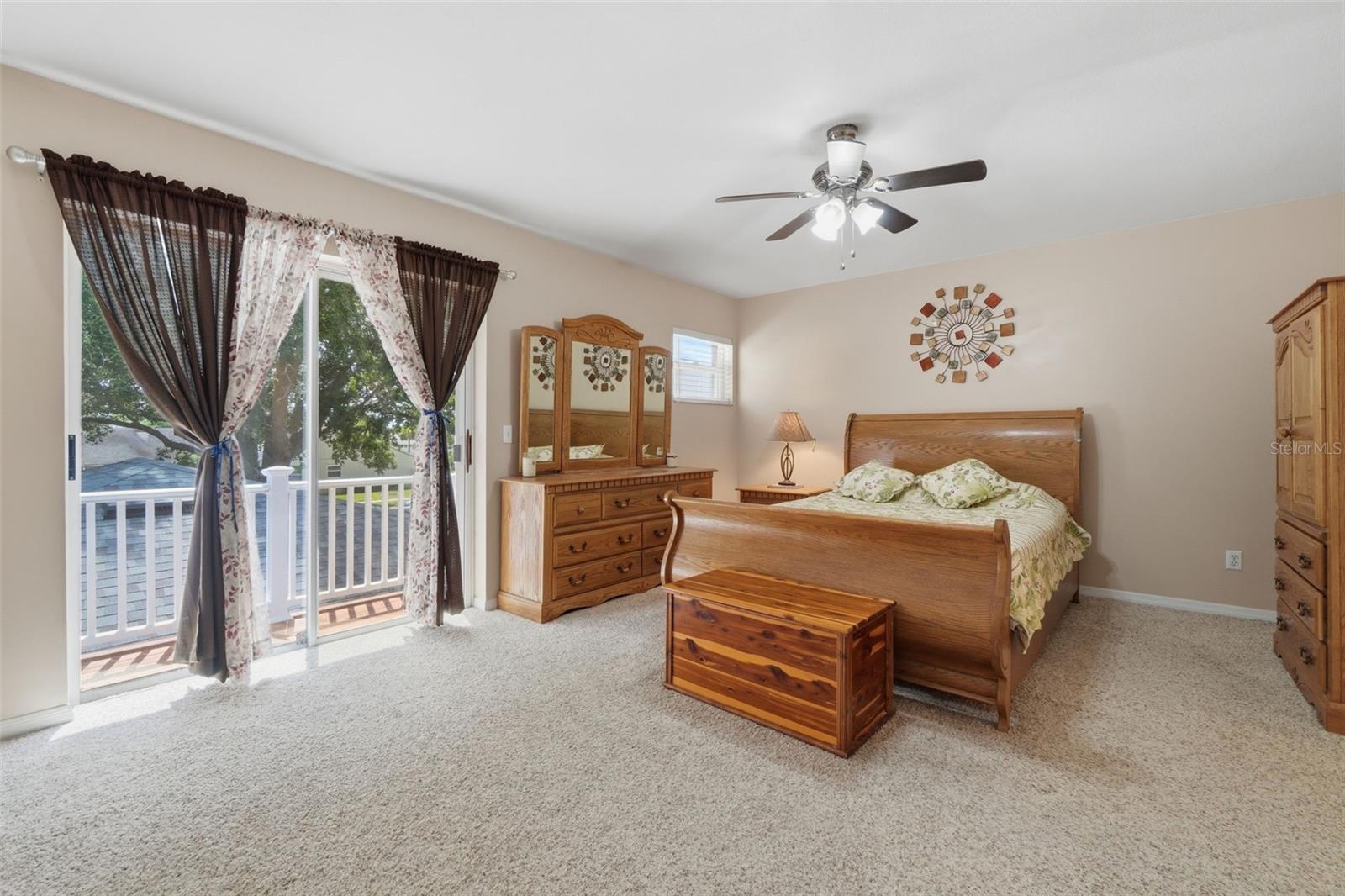SAWGRASS TWNHM - Residential