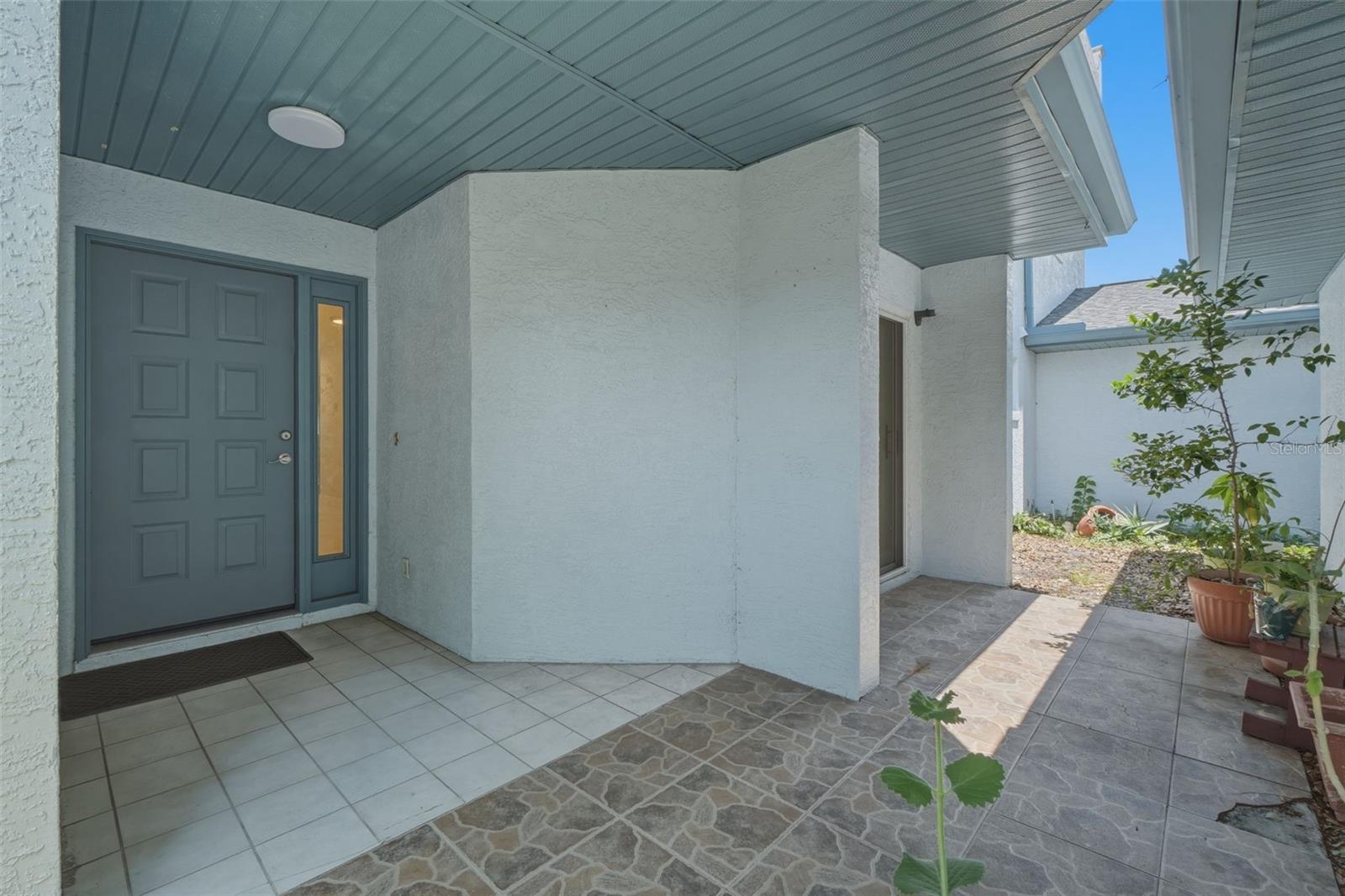 SAWGRASS TWNHM - Residential