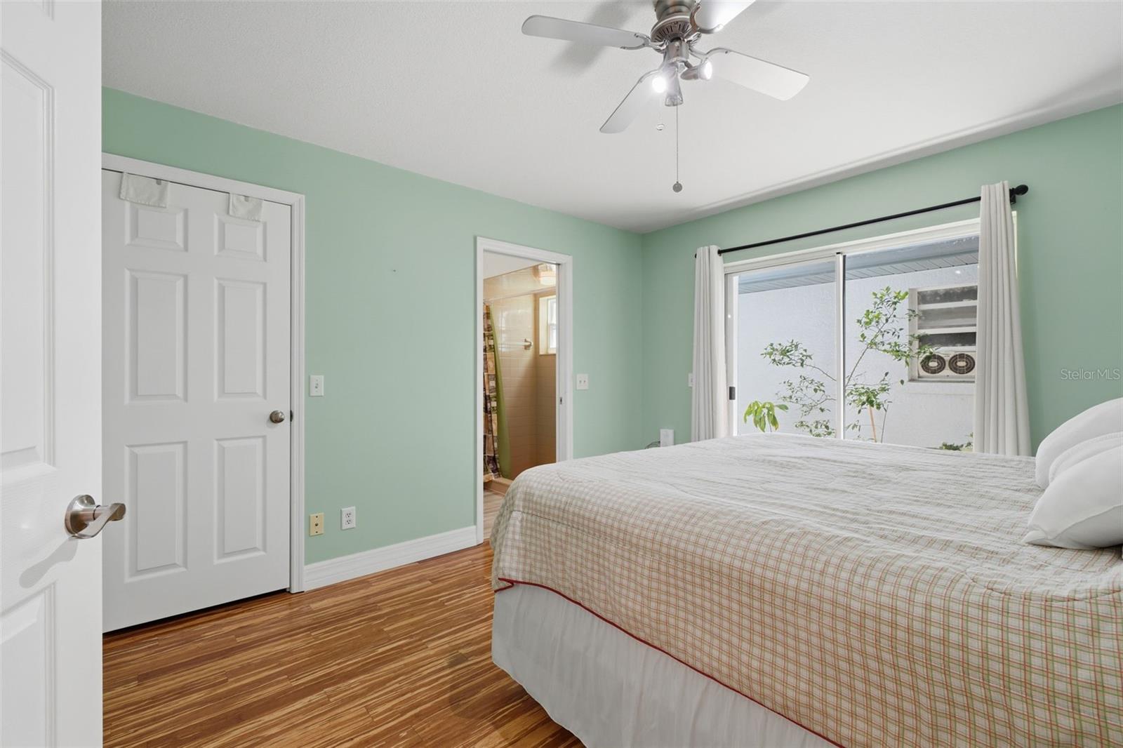 SAWGRASS TWNHM - Residential