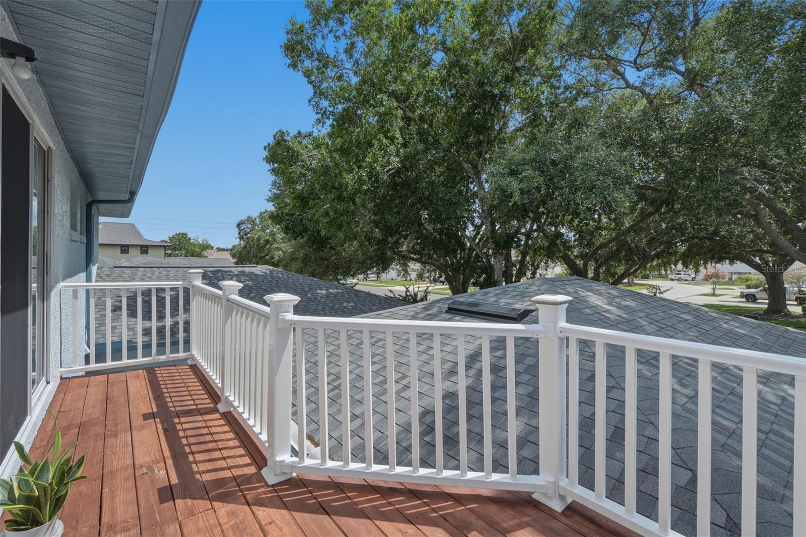 SAWGRASS TWNHM - Residential