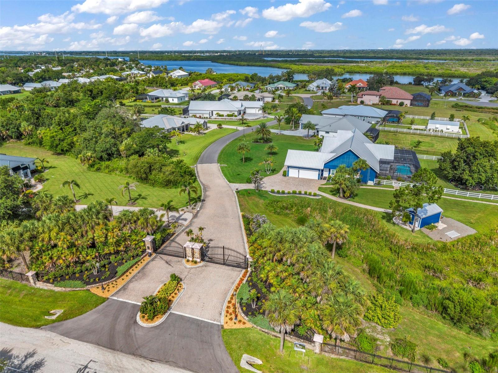THE ESTATES ON PEACE RIVER - Residential
