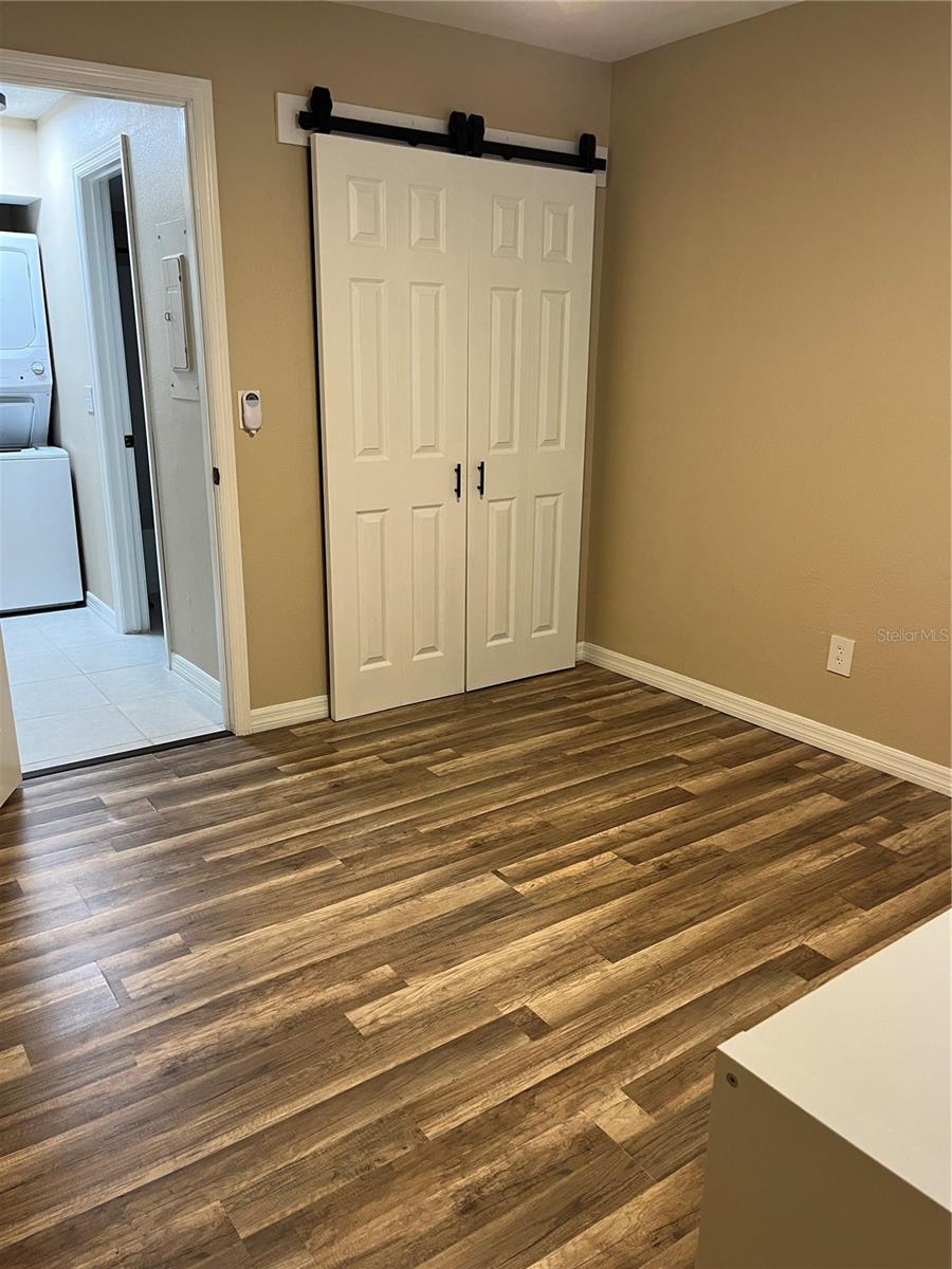 THE HAMPTONS AT BRANDON A CONDO - Residential Lease
