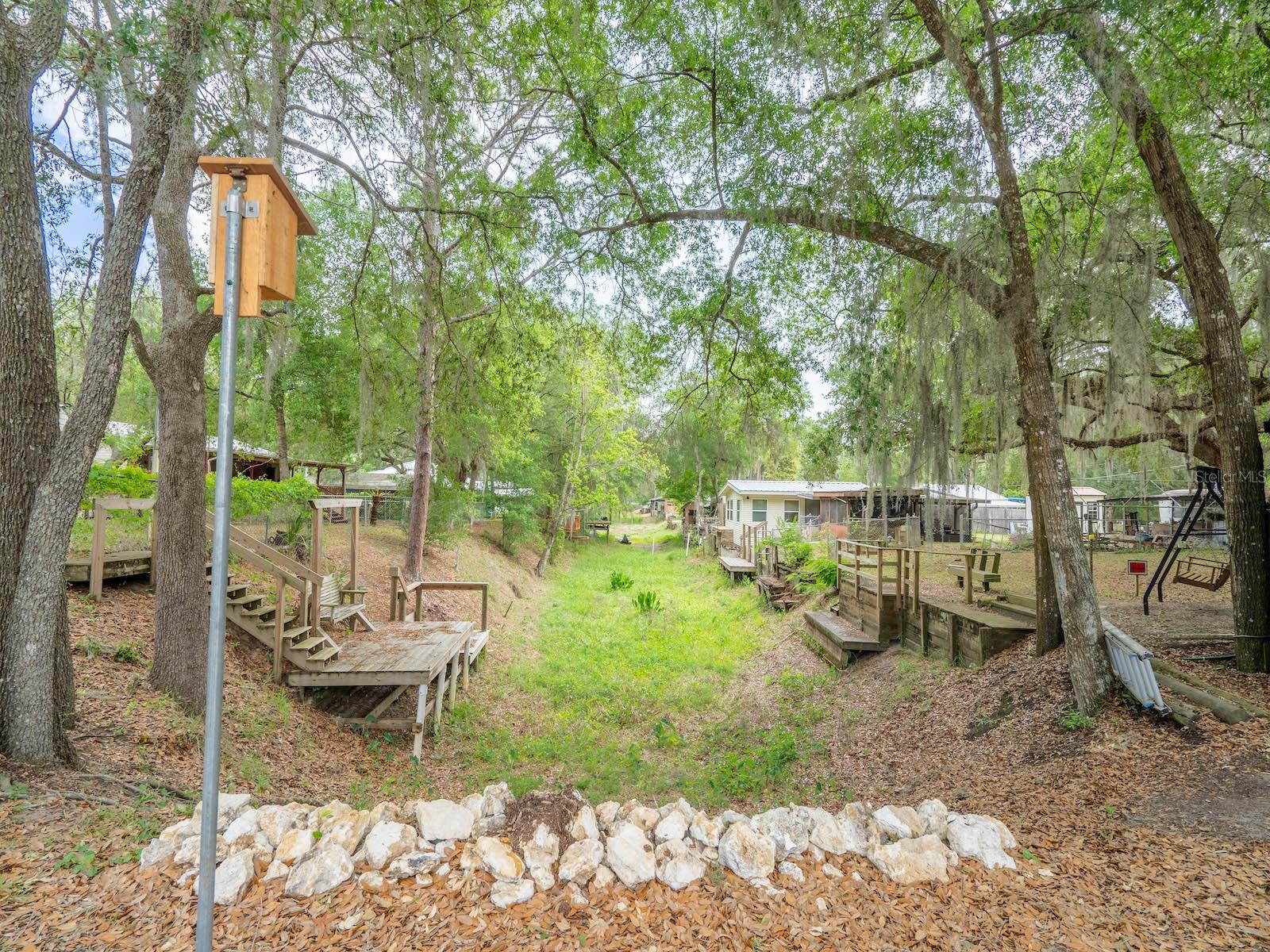 KERR BREEZY SHORES - Residential