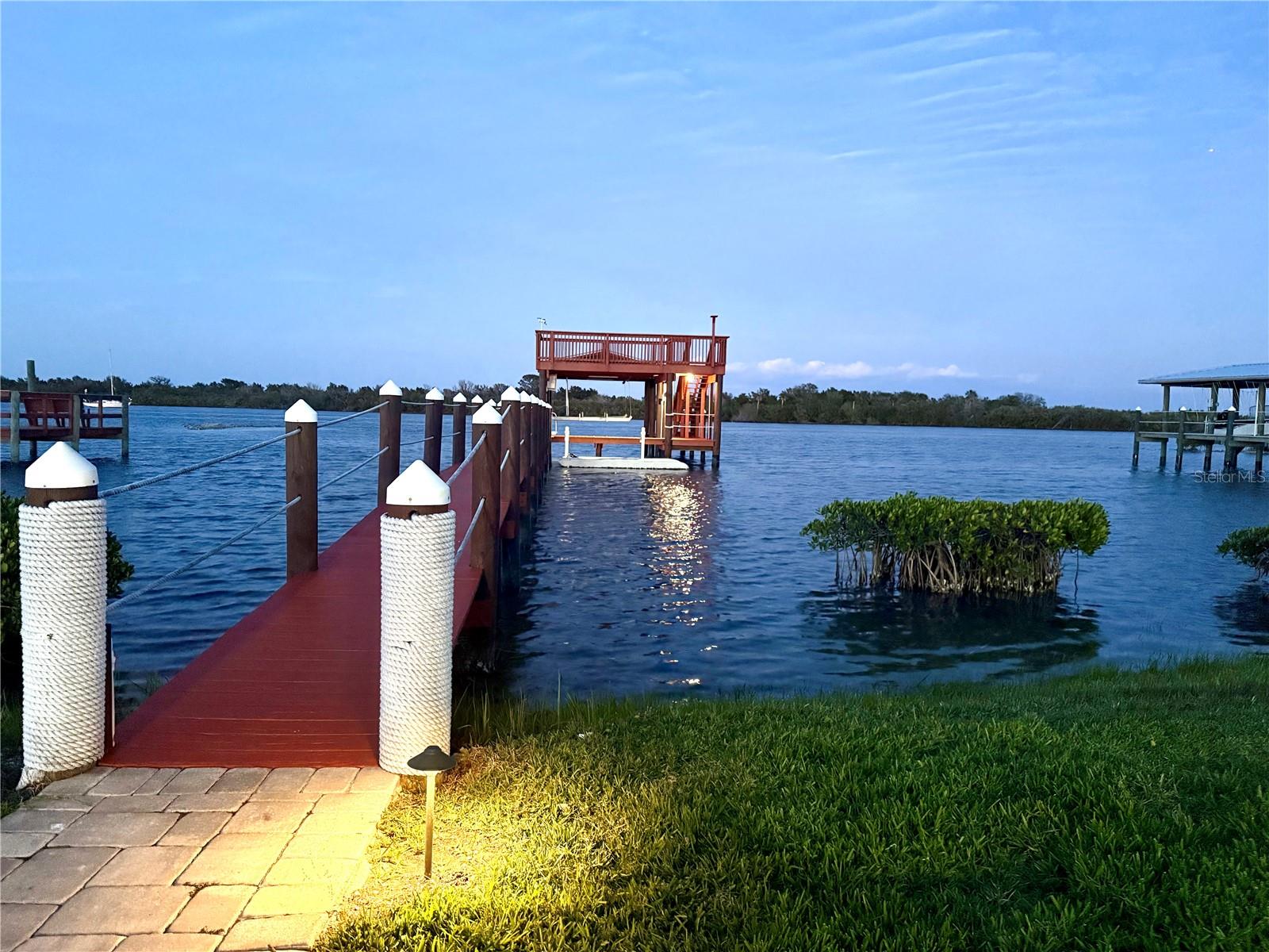 RIVER EDGE ACRES - Residential