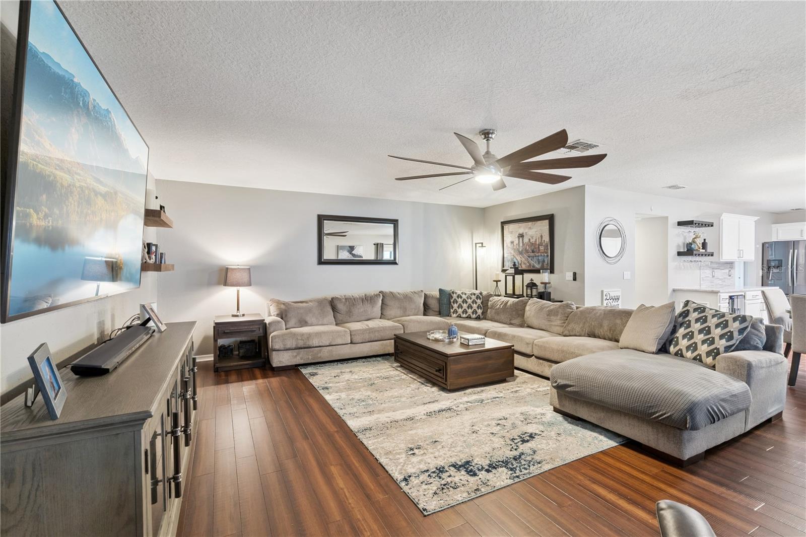 TAVARES FOXBOROUGH - Residential