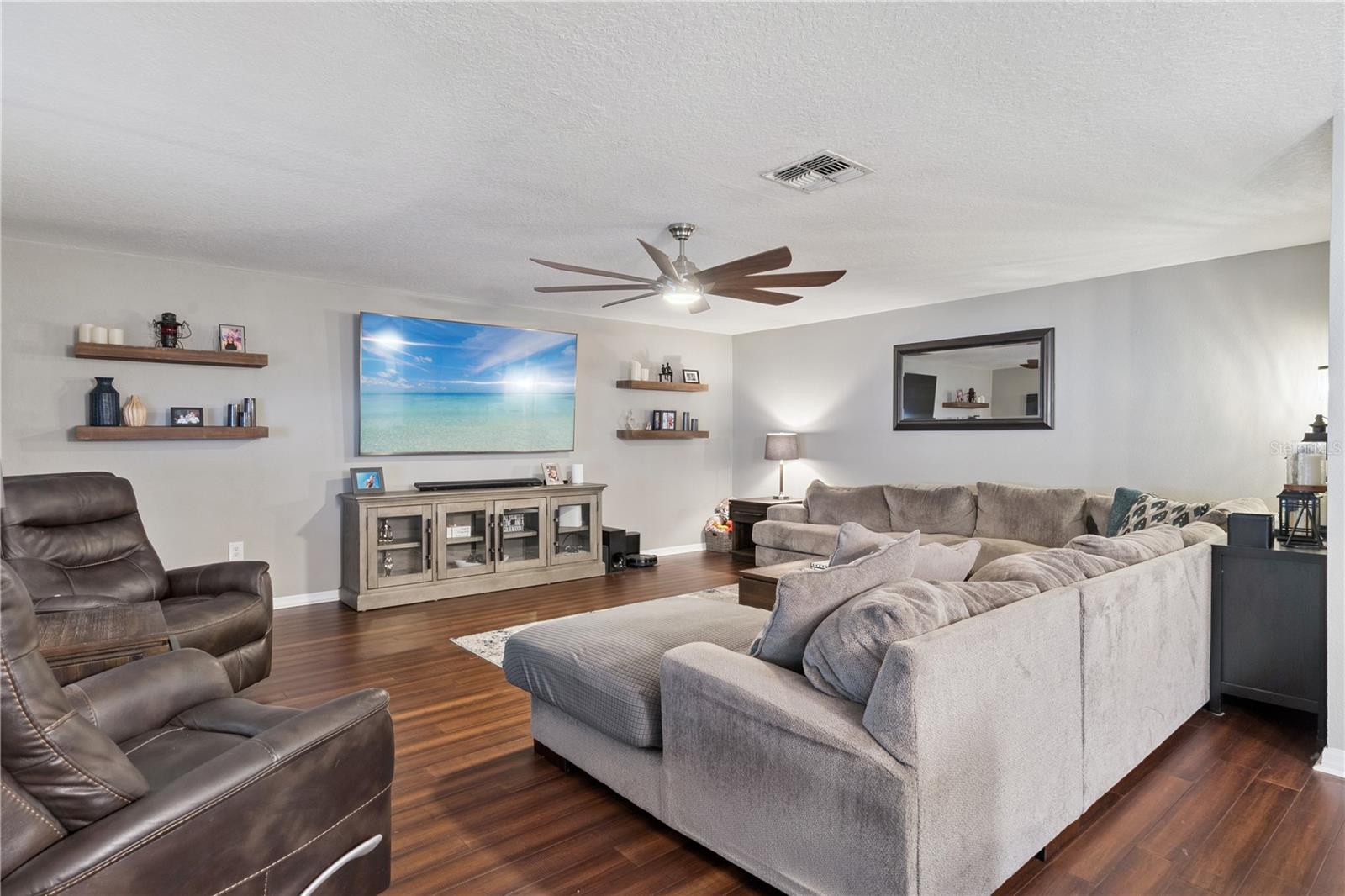 TAVARES FOXBOROUGH - Residential