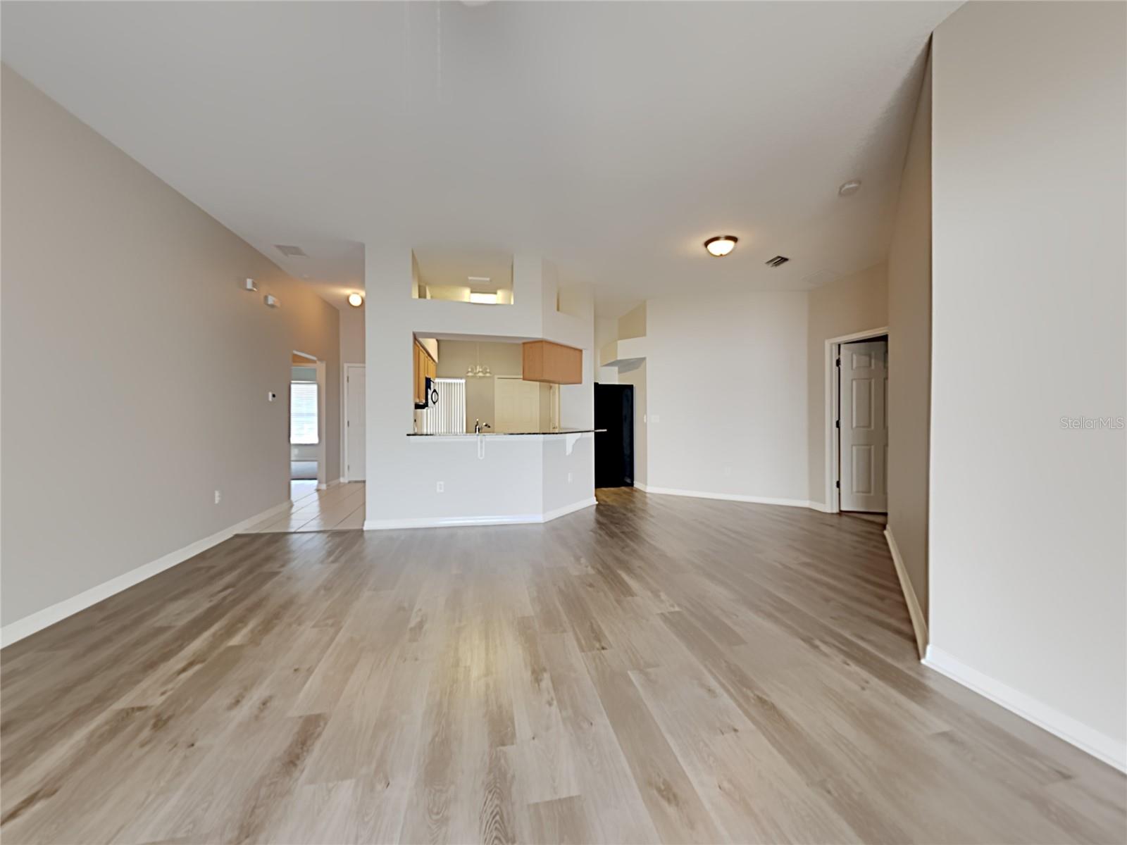 SUMMERFIELD VILL I TR 21 UN - Residential Lease