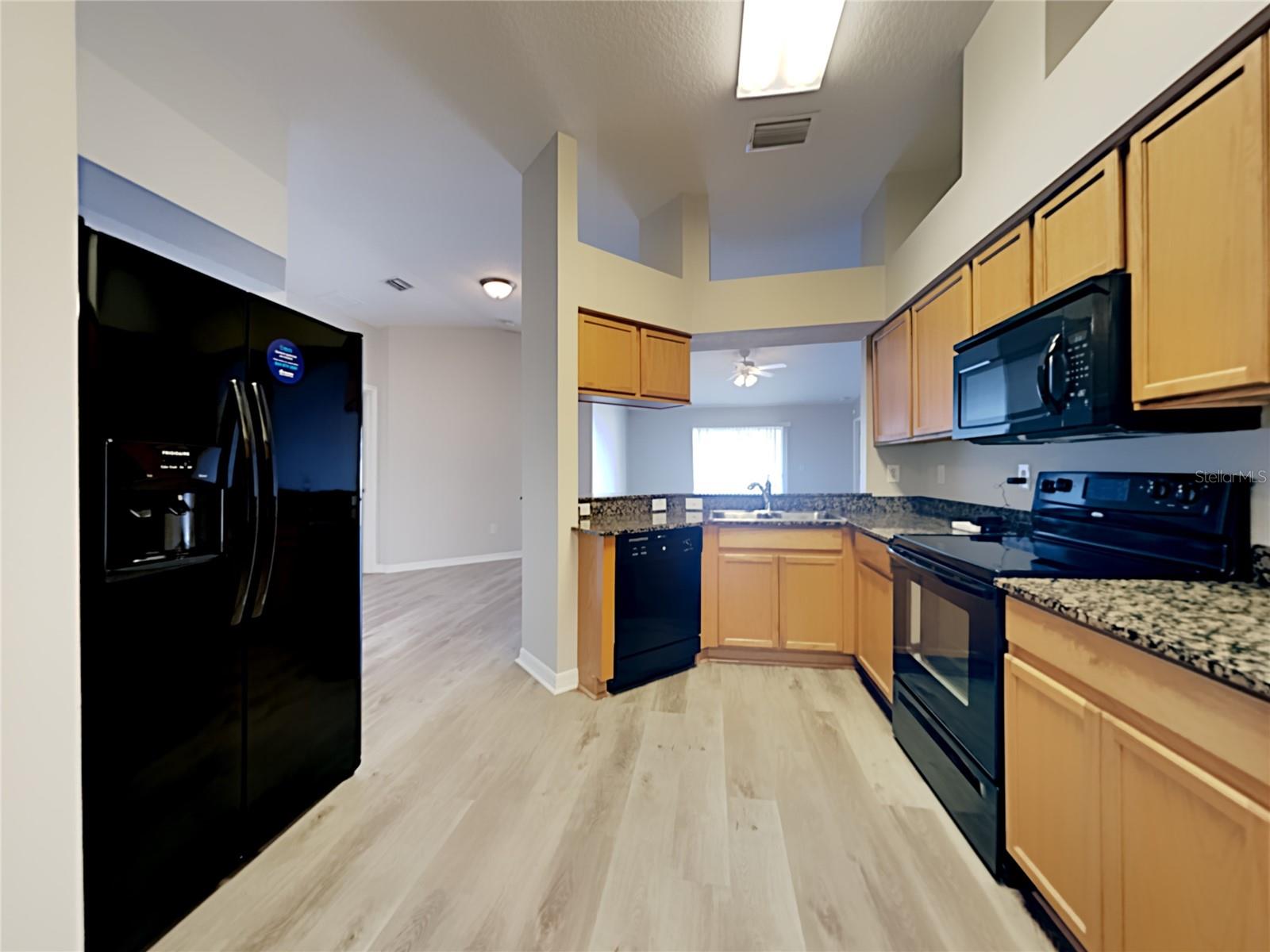 SUMMERFIELD VILL I TR 21 UN - Residential Lease