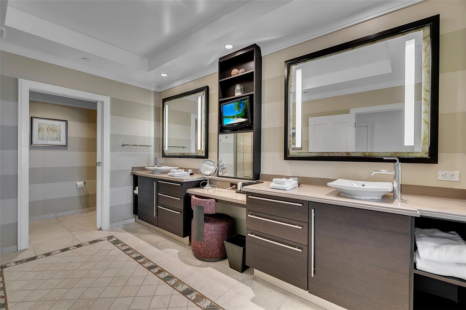 SIESTA KEY BEACH RESIDENCES II - Residential
