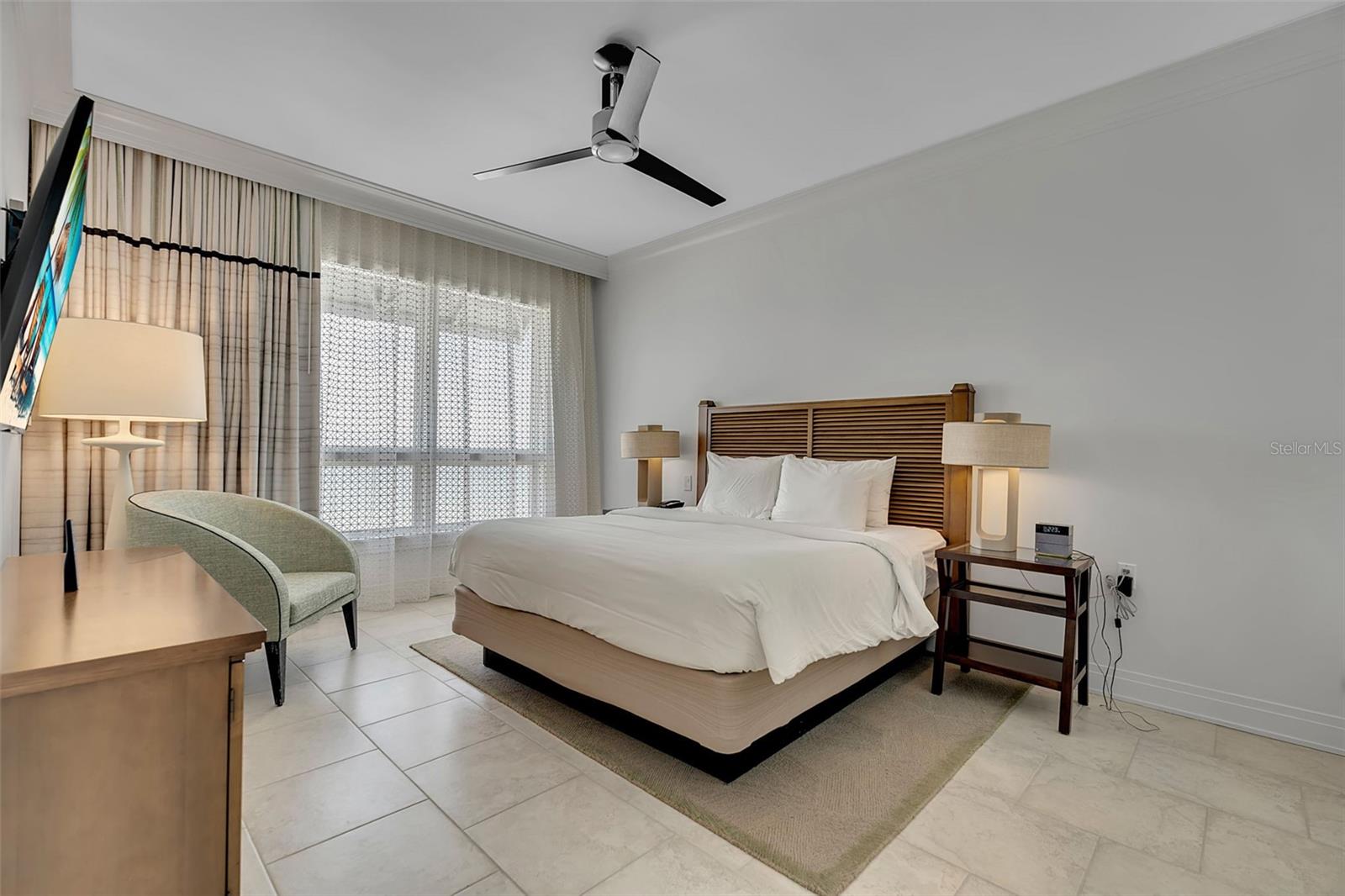 SIESTA KEY BEACH RESIDENCES II - Residential