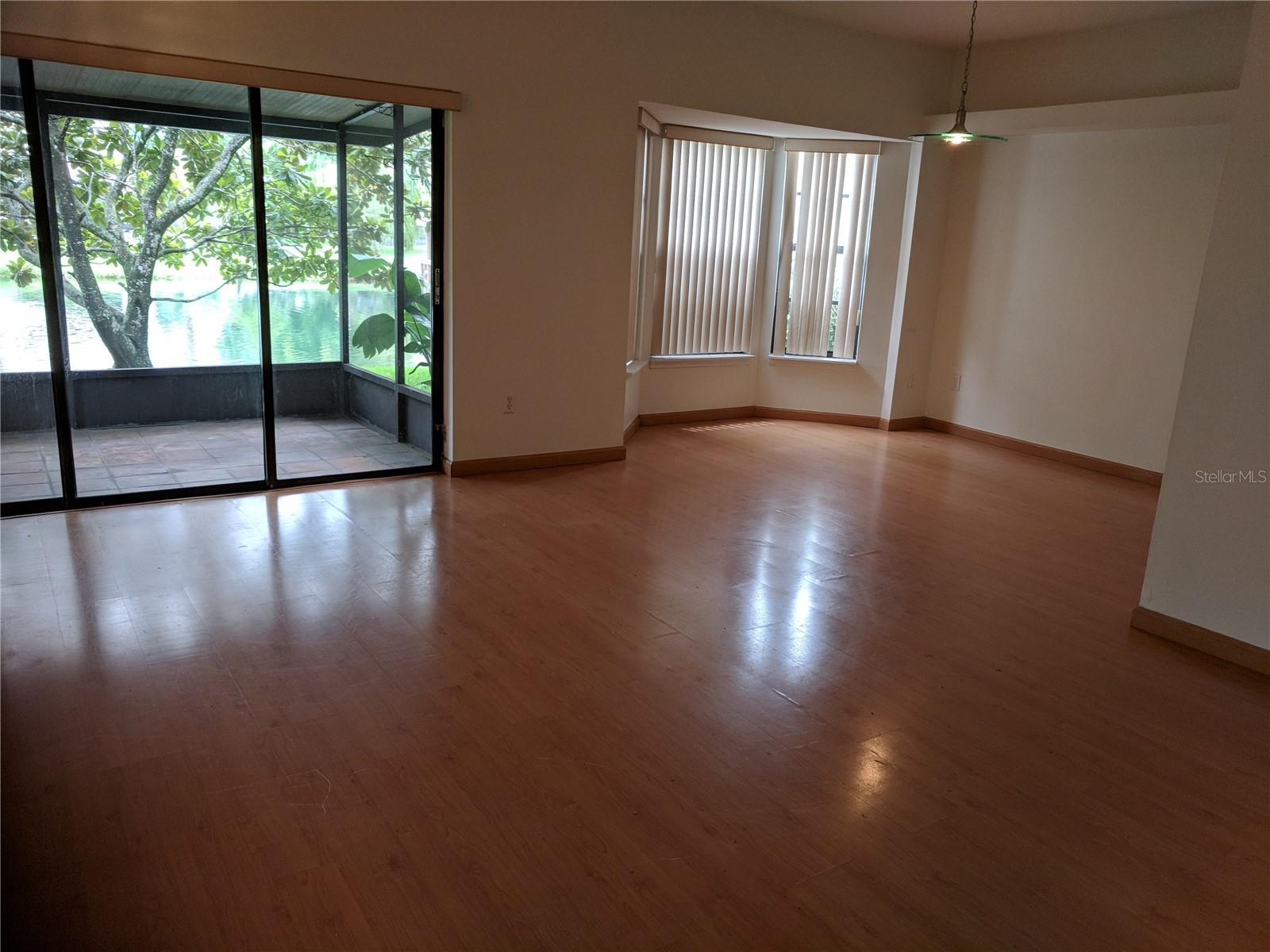 EMERALD BAY - Residential Lease