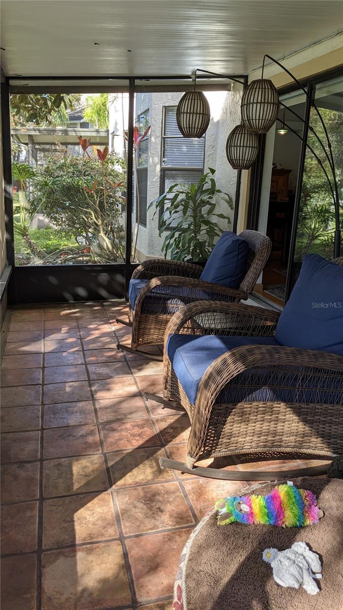 EMERALD BAY - Residential Lease