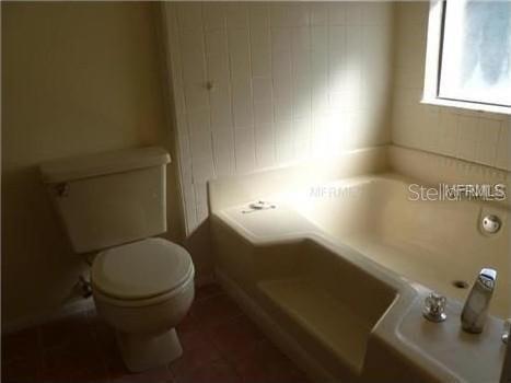 EMERALD BAY - Residential Lease