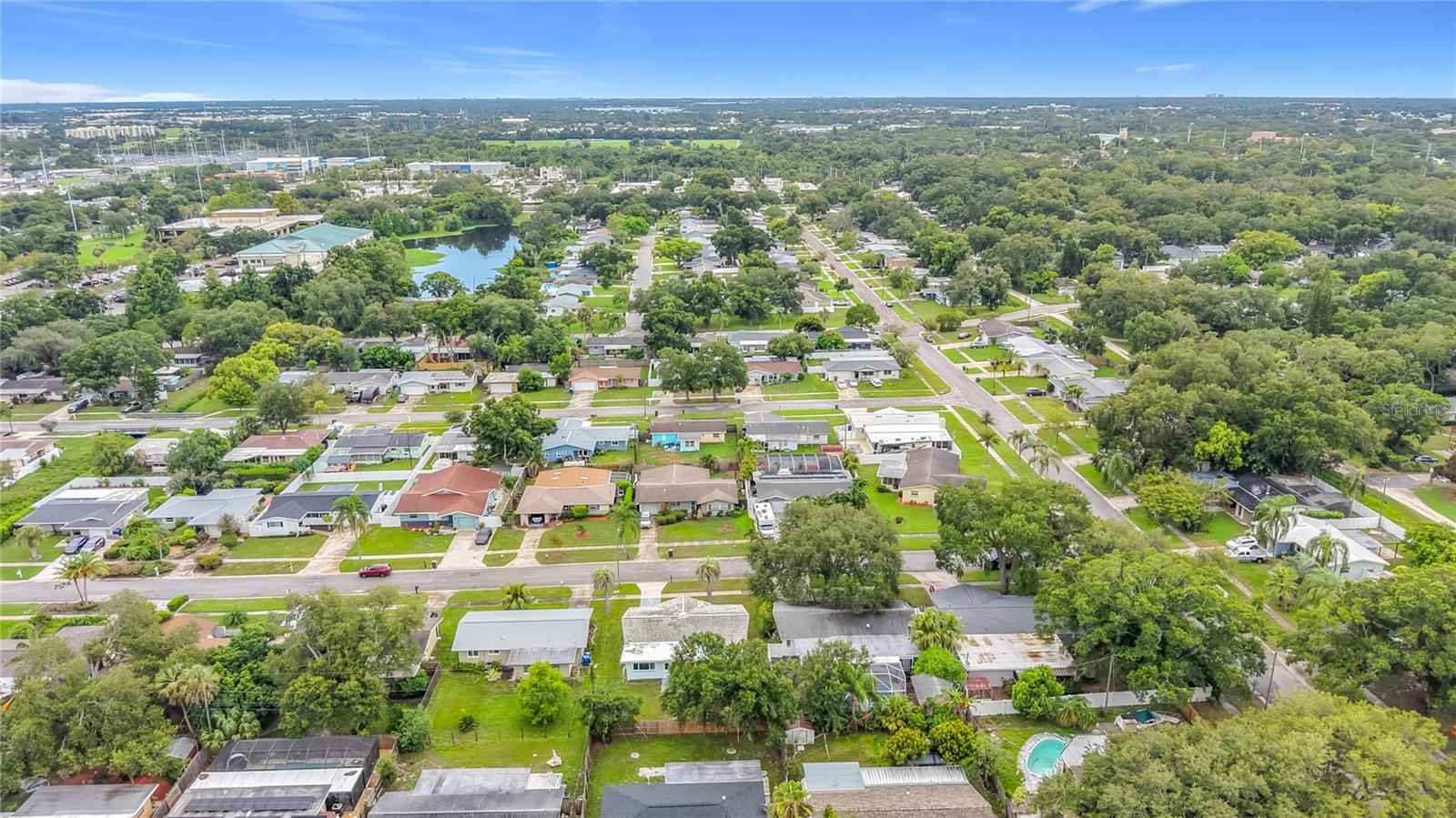 LARGO LAKE VILLAS - Residential